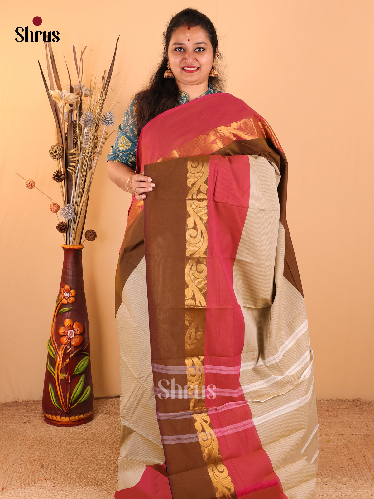 Beige with peach pink & brown - Chettinad Cotton saree - DDS09117 - Shop on Shrus.com