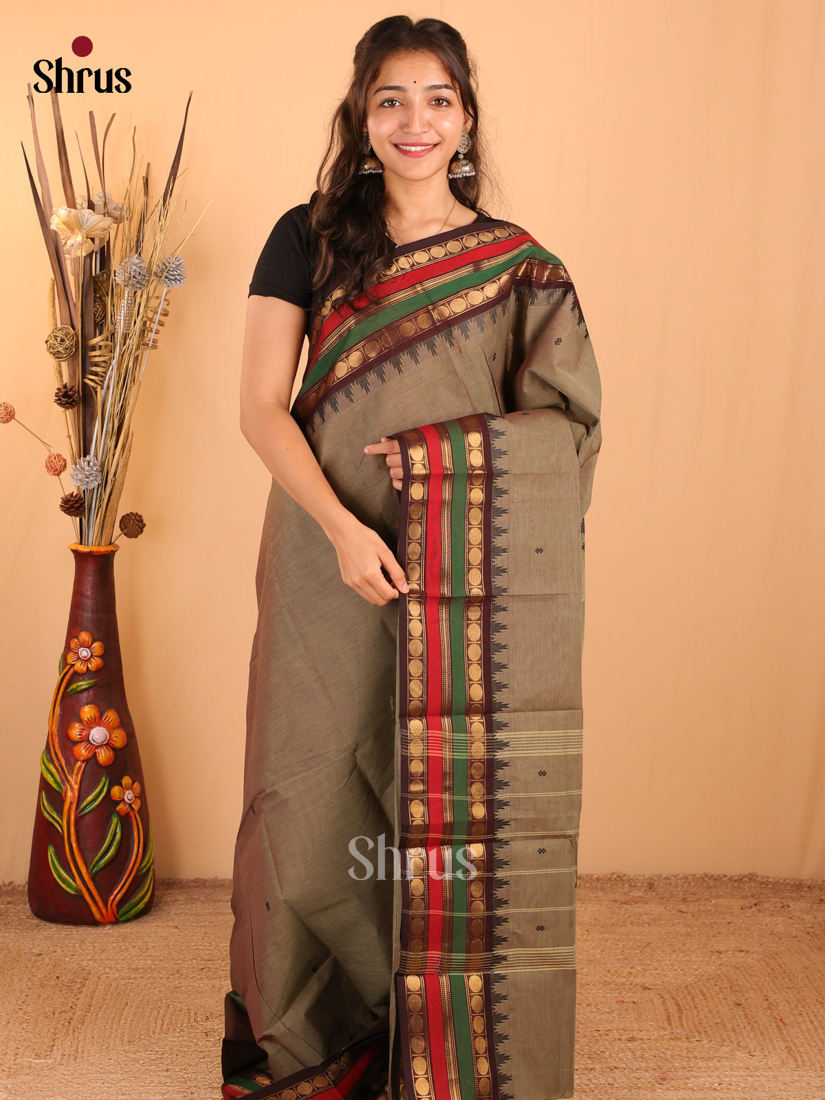 Grey with Maroon - Chettinad Cotton Saree - DDS10031 - Shop on Shrus.com