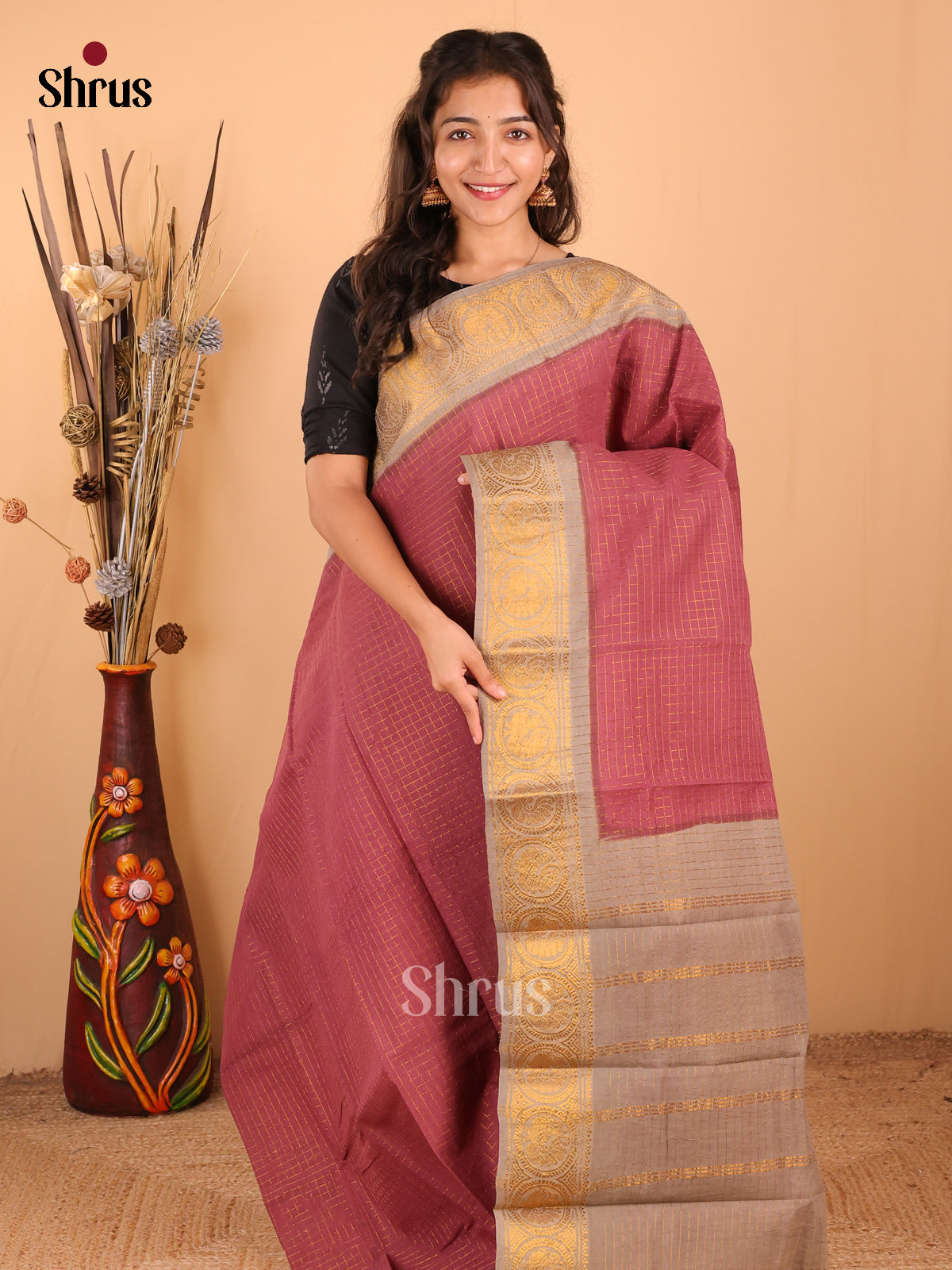 Maroon wih Grey - DDS15007 - Sungudi Cotton Saree - Shop on Shrus.com