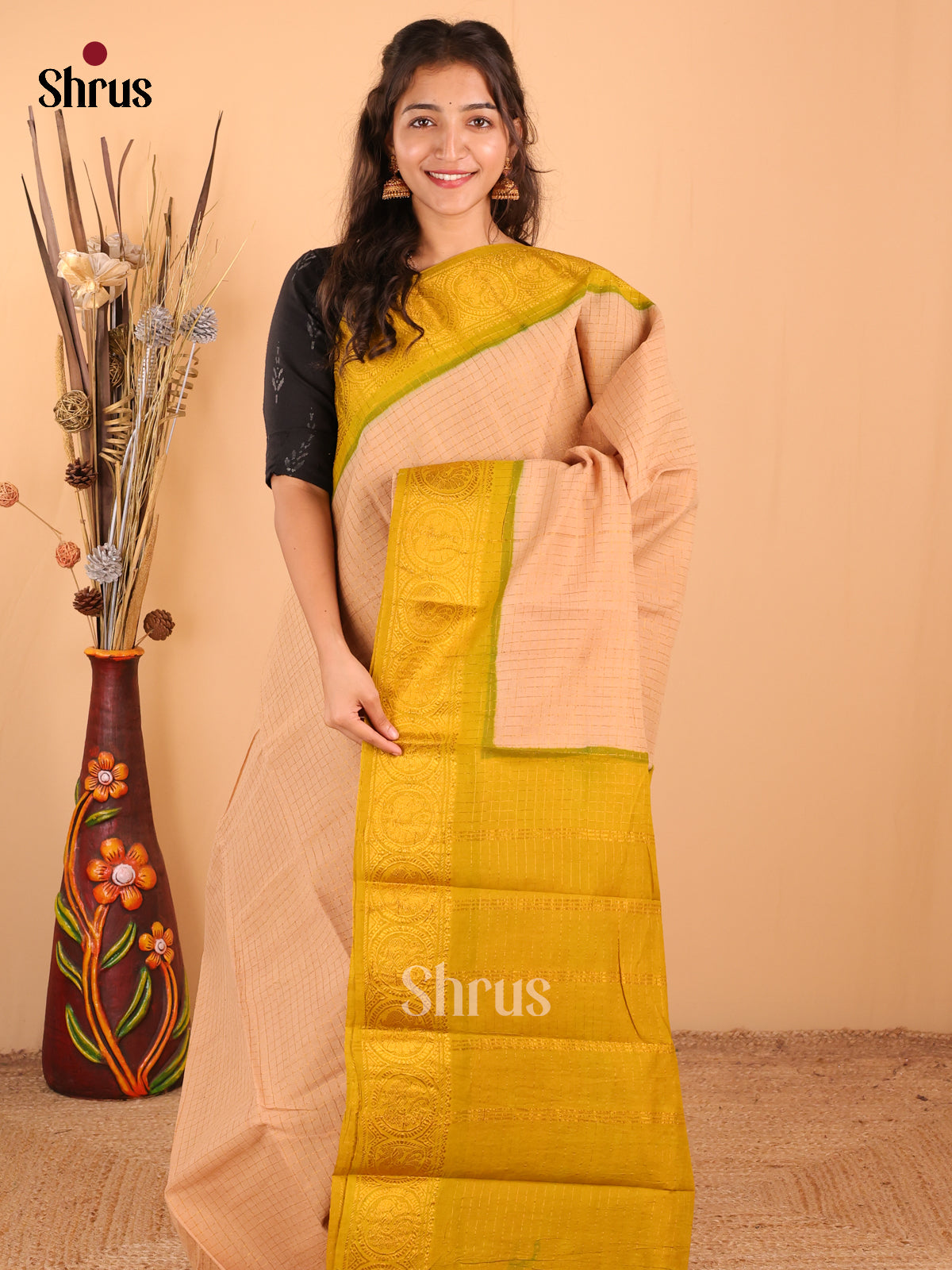 Peach with Mustardy Green - DDS15012 - Sungudi Cotton Saree - Shop on Shrus.com