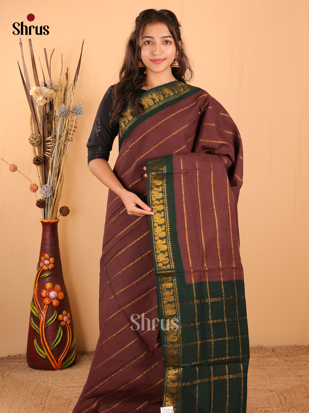 Brown with Green - DDS15136 - Sungudi Cotton Saree - Shop on Shrus.com