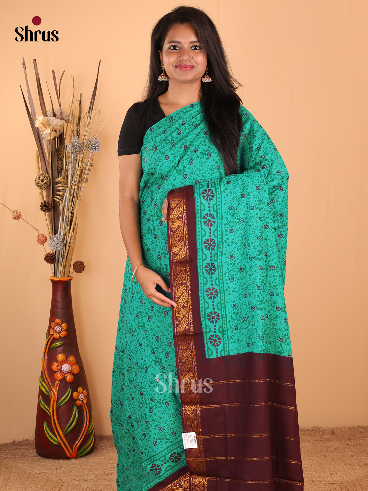 Green with Maroon - DDS15290 - Sungudi Cotton Saree - Shop on Shrus.com