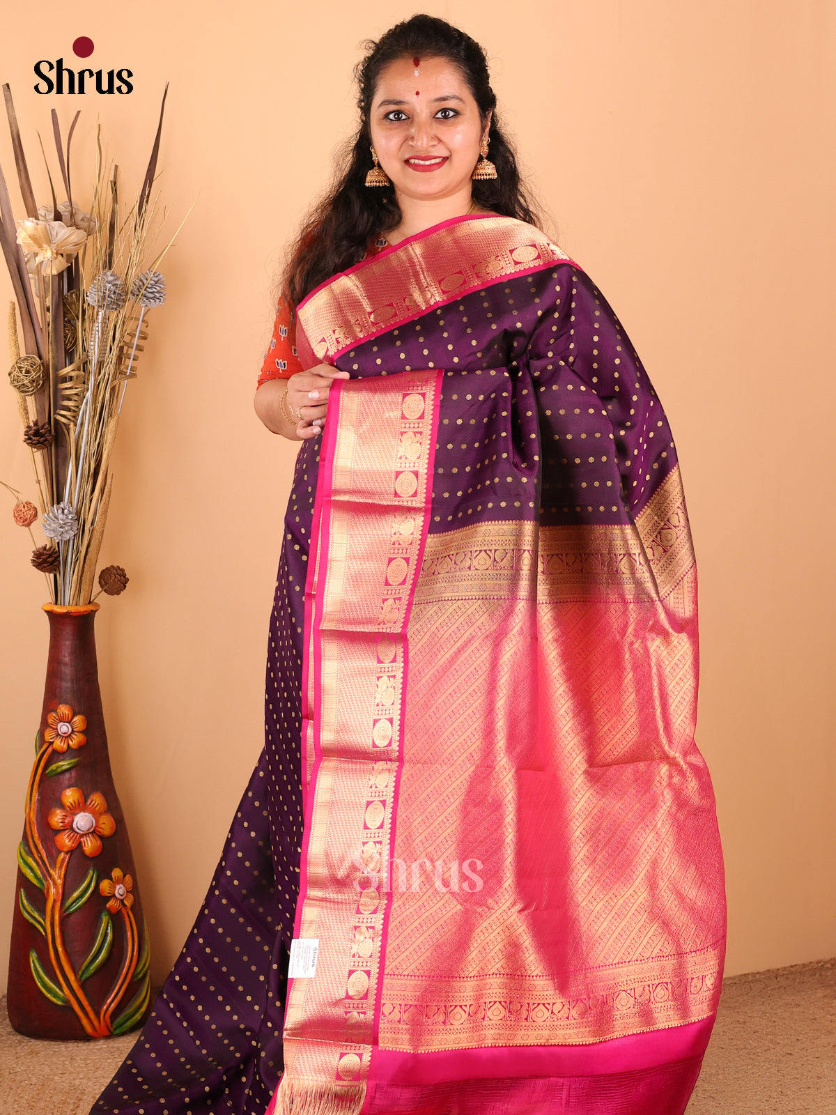 Glimmering Violet  Kanchipuram silk Saree with zari buttas  , brocade pallu - Shop on Shrus.com