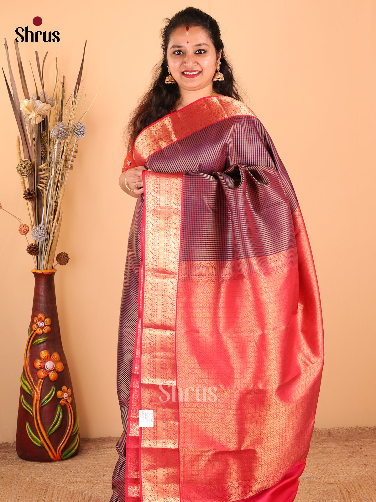 DDS17040 - Kanchipuram silk Saree - Shop on Shrus.com