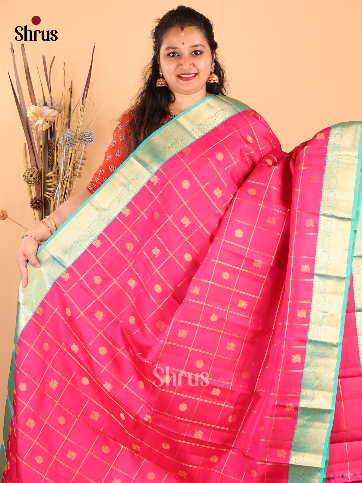 Charming Pink Kanchipuram silk Saree with intricate zari checks, floral buttas - Shop on Shrus.com