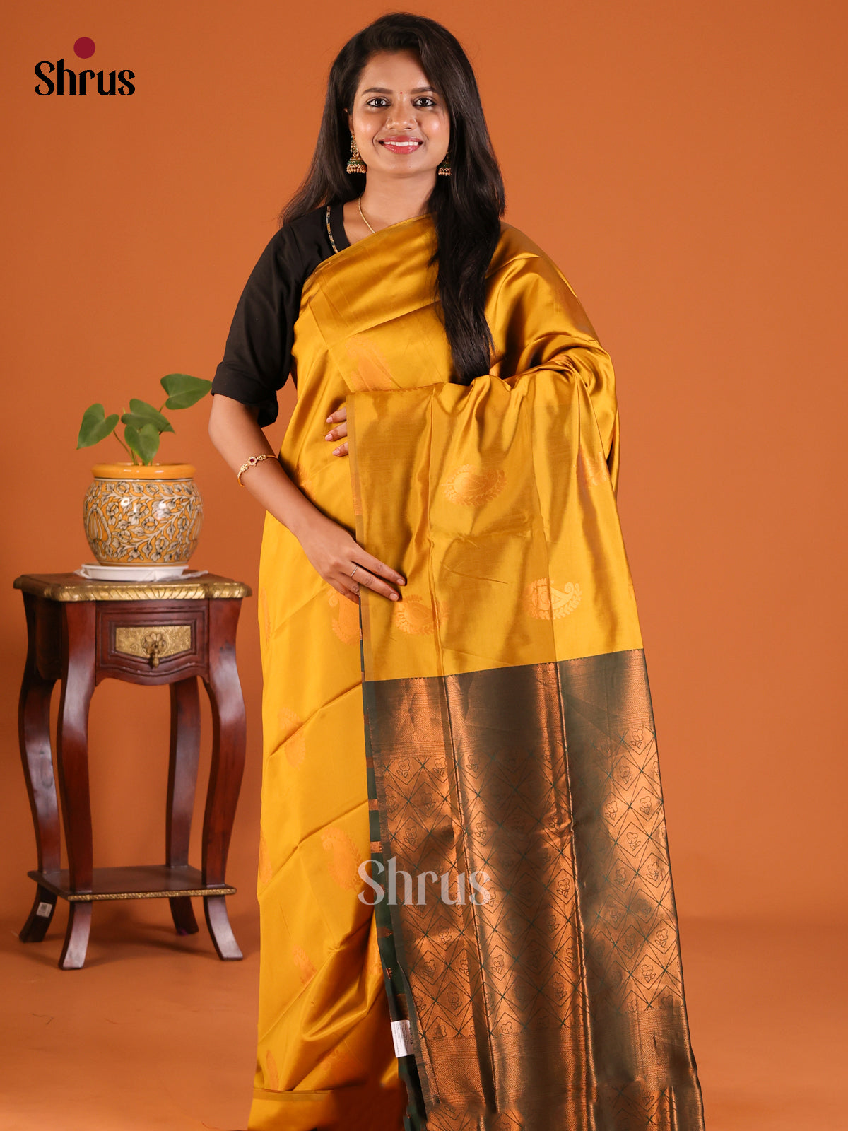Mustardy Green with Green - Semisoft silk Saree - Shop on Shrus.com