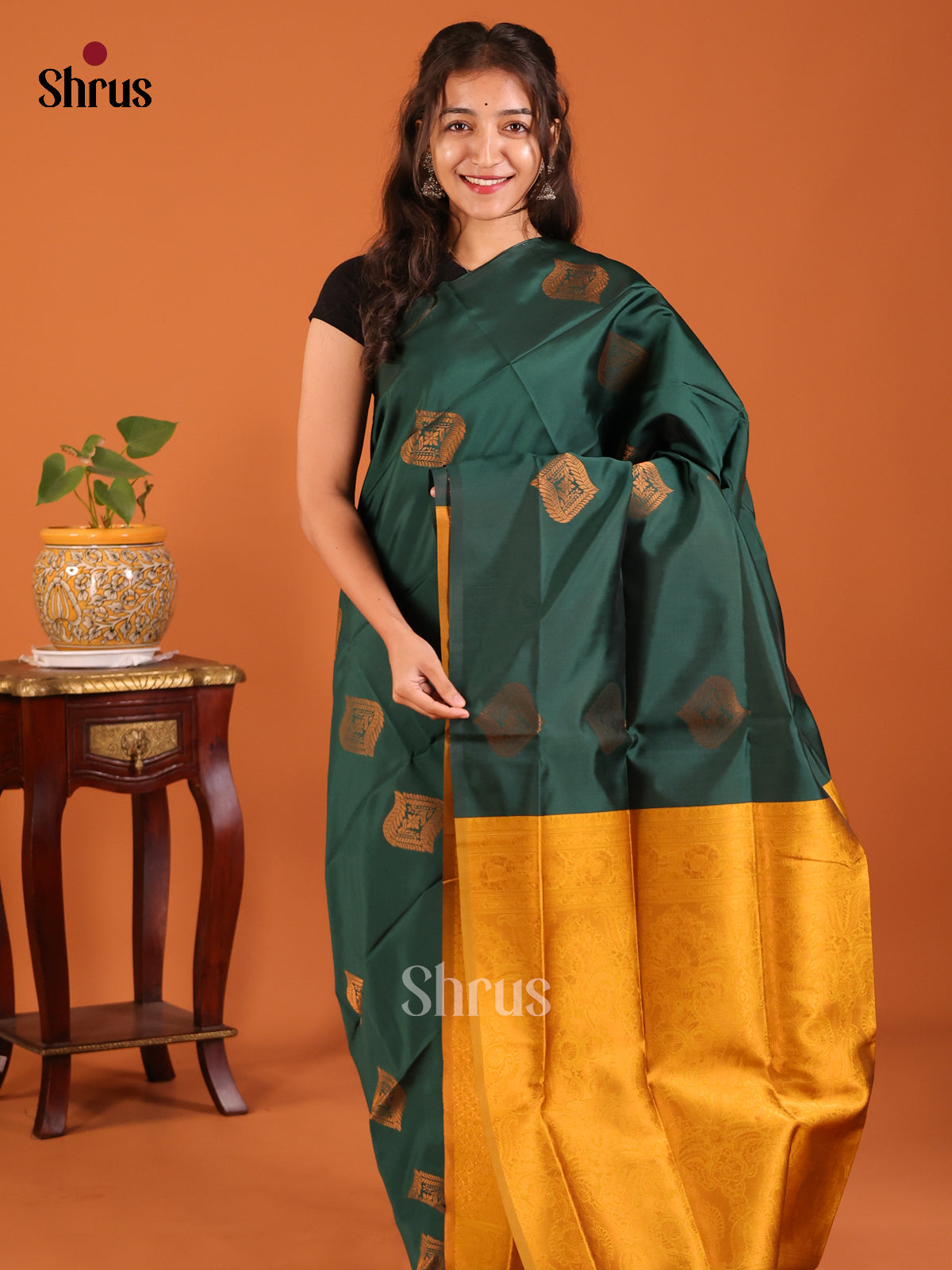 Green with Mustard - Semisoft silk Saree - Shop on Shrus.com