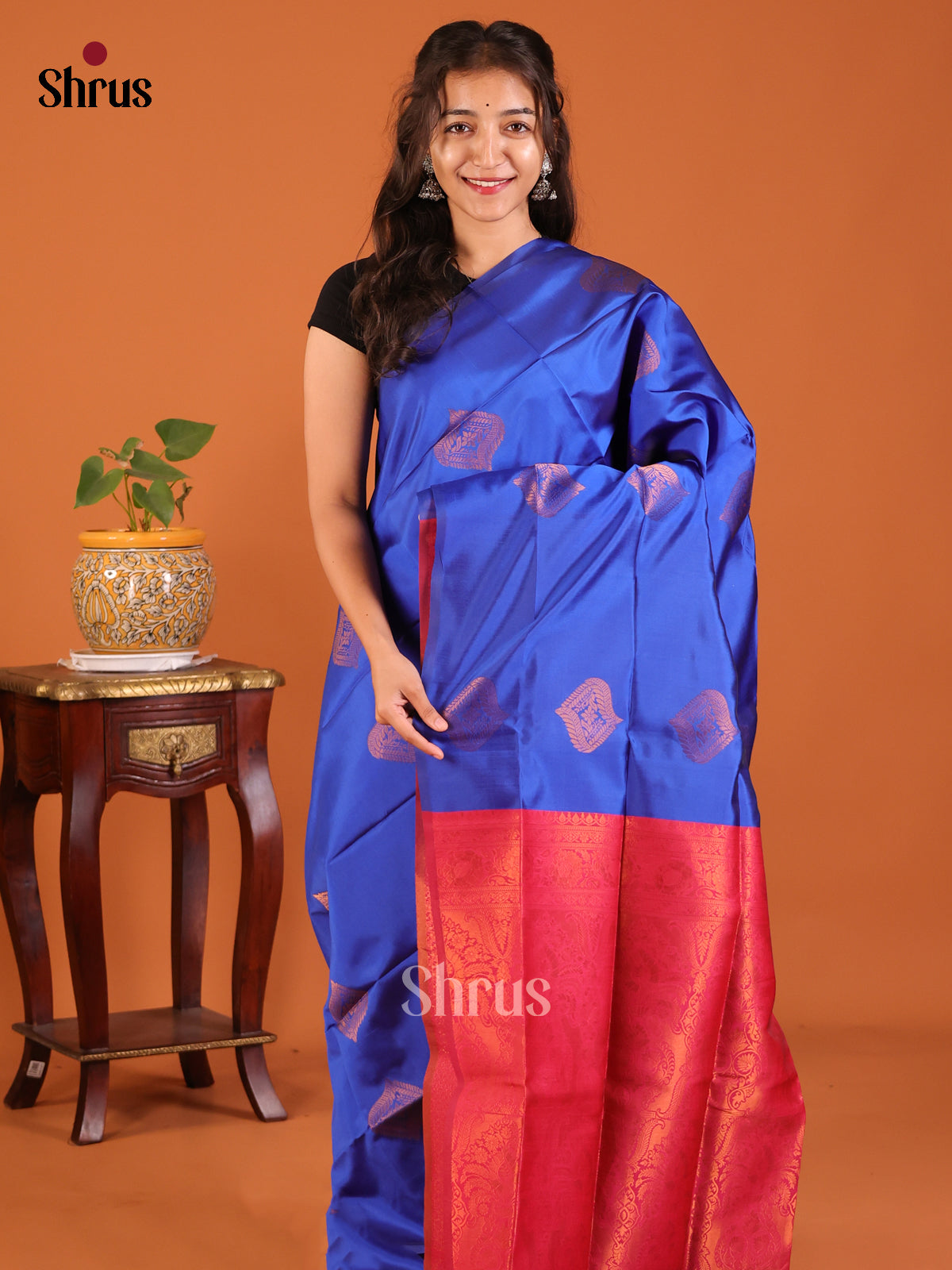 Vibrant Blue Semisoft silk Saree with gold zari floral nestling brocade pallu & blouse - Shop on Shrus.com