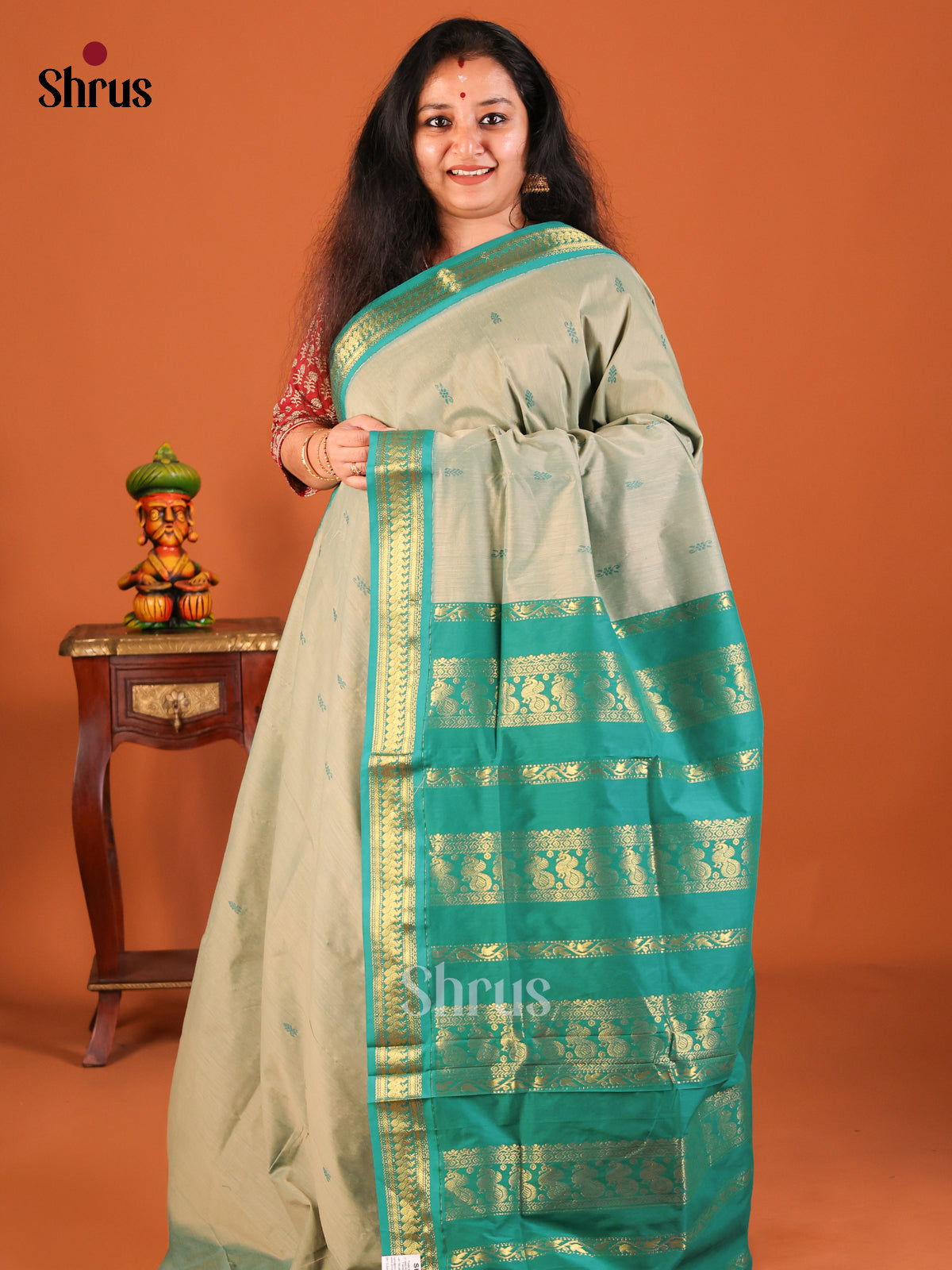 Grey with Green- Kalyani Cotton Saree - Shop on Shrus.com