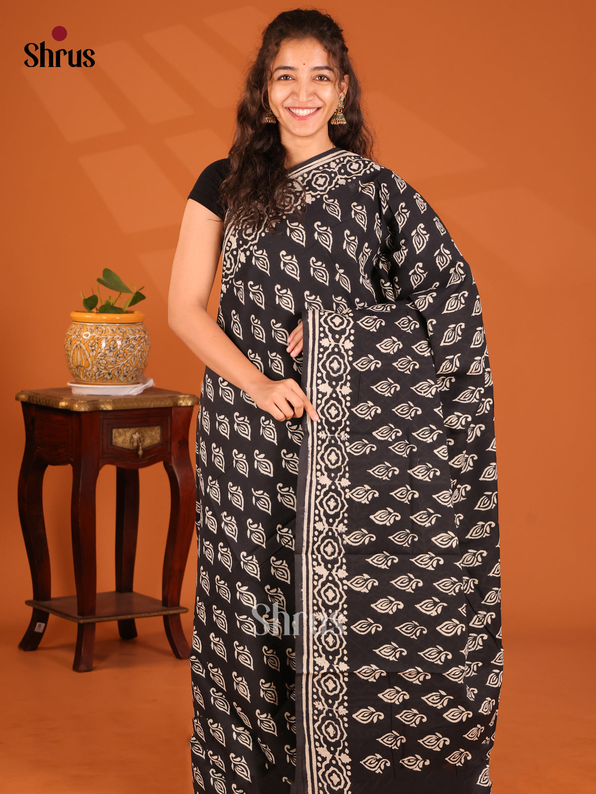 Black - Jaipur cotton Saree - Shop on Shrus.com