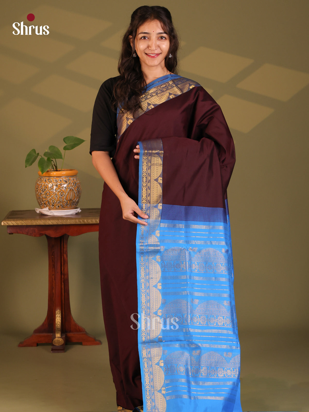 Brown with Blue- Silkcotton-halfpure Saree - Shop on Shrus.com