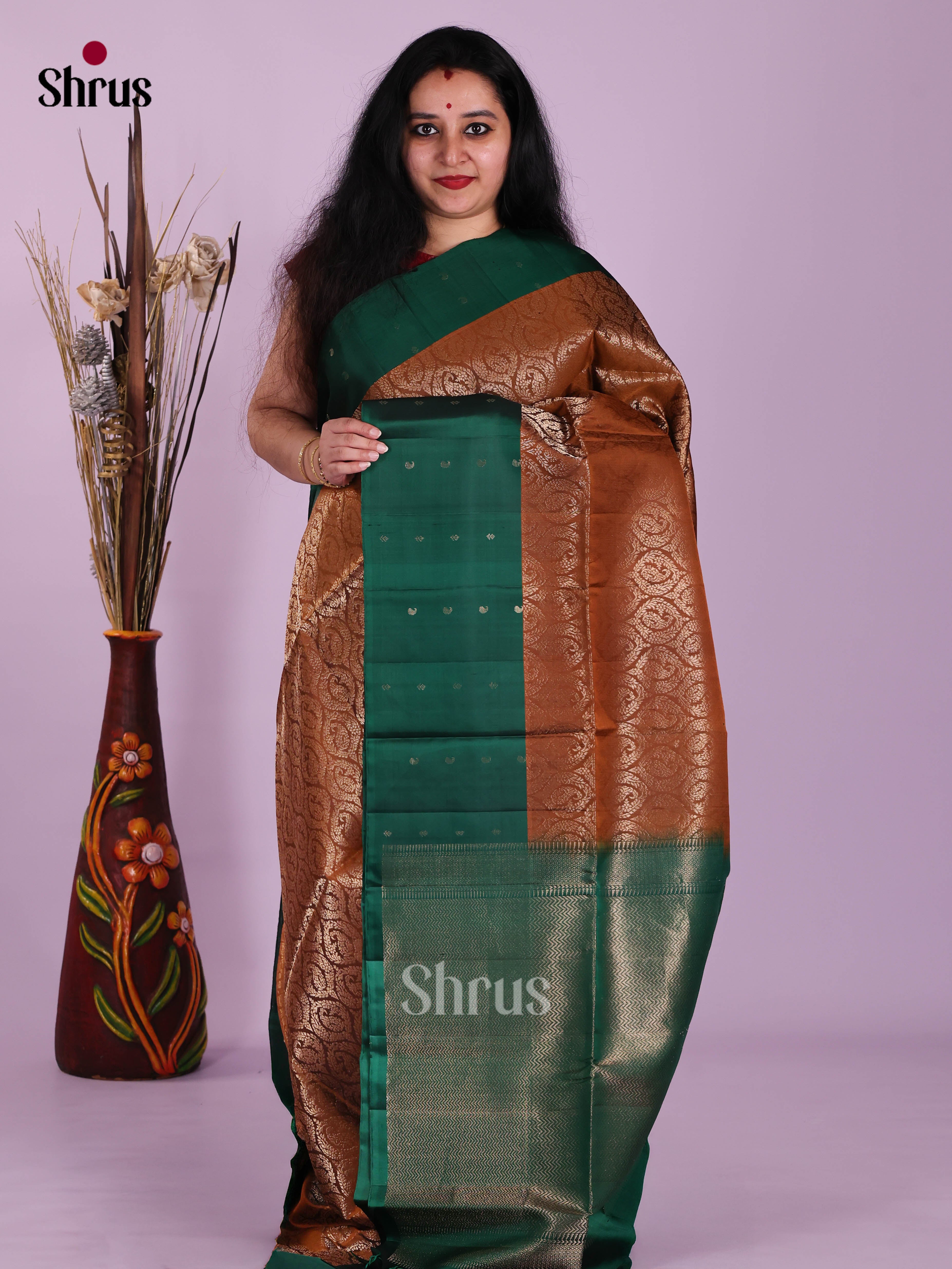 DES06290 - Shop on Shrus.com