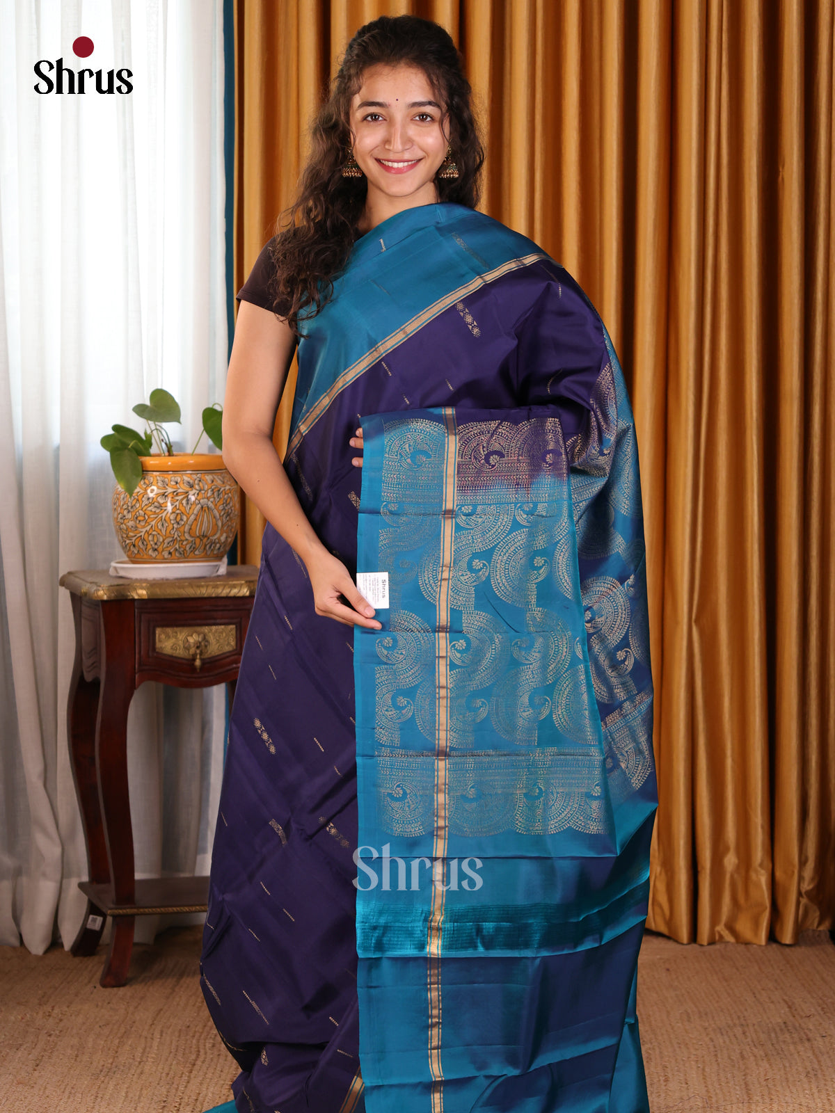 Vibrant Navy Blue  Softsilk-halfpure Saree with zari buttas & floral brocade pallu - Shop on Shrus.com