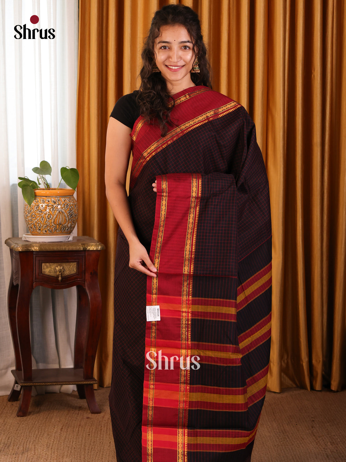 Black with Red- Narayanpet Cotton Saree - Shop on Shrus.com