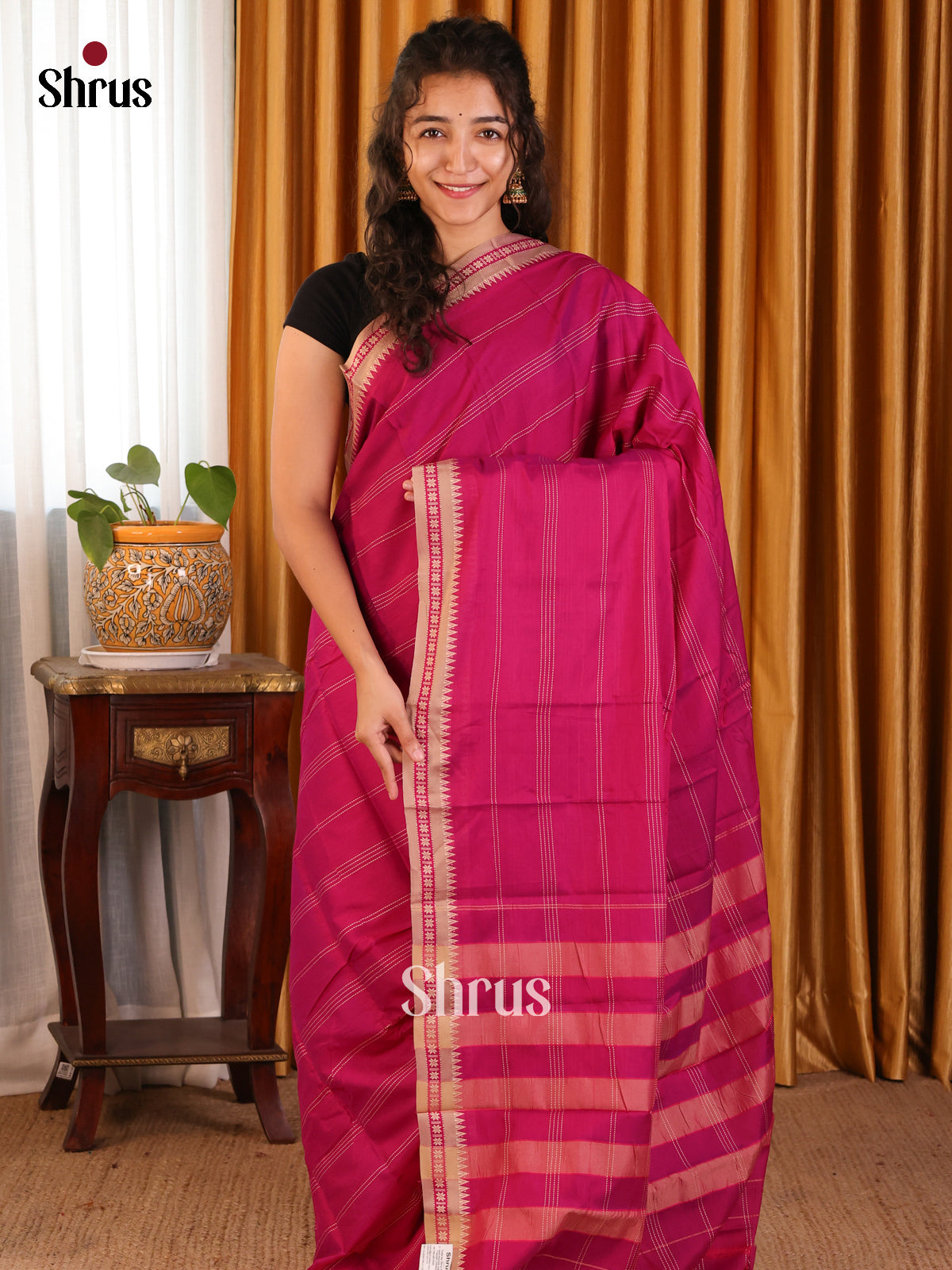 Majenta - Narayanpet Cotton Saree - Shop on Shrus.com