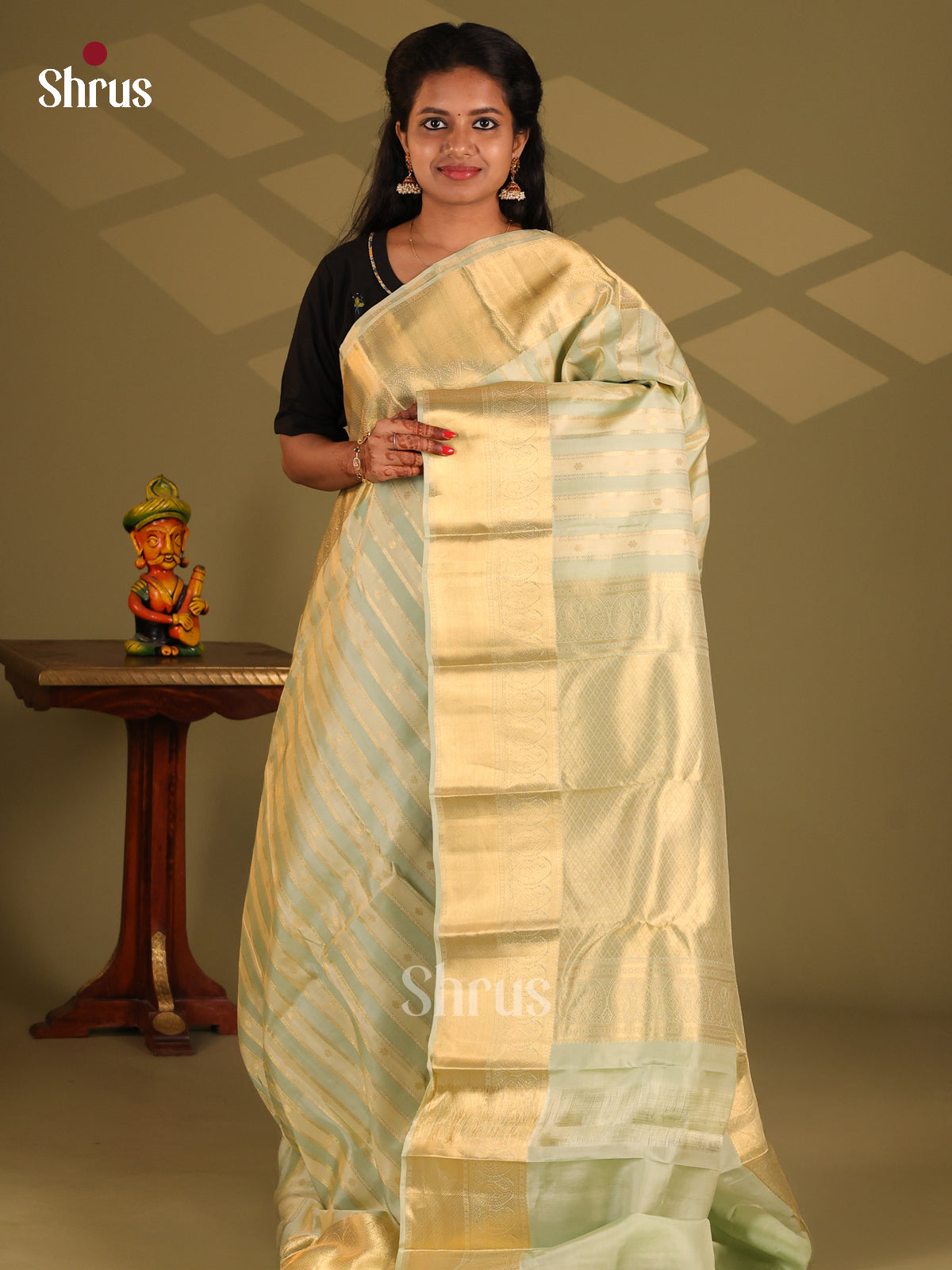 Green & Cream- Kanchipuram-halfpure Saree - Shop on Shrus.com