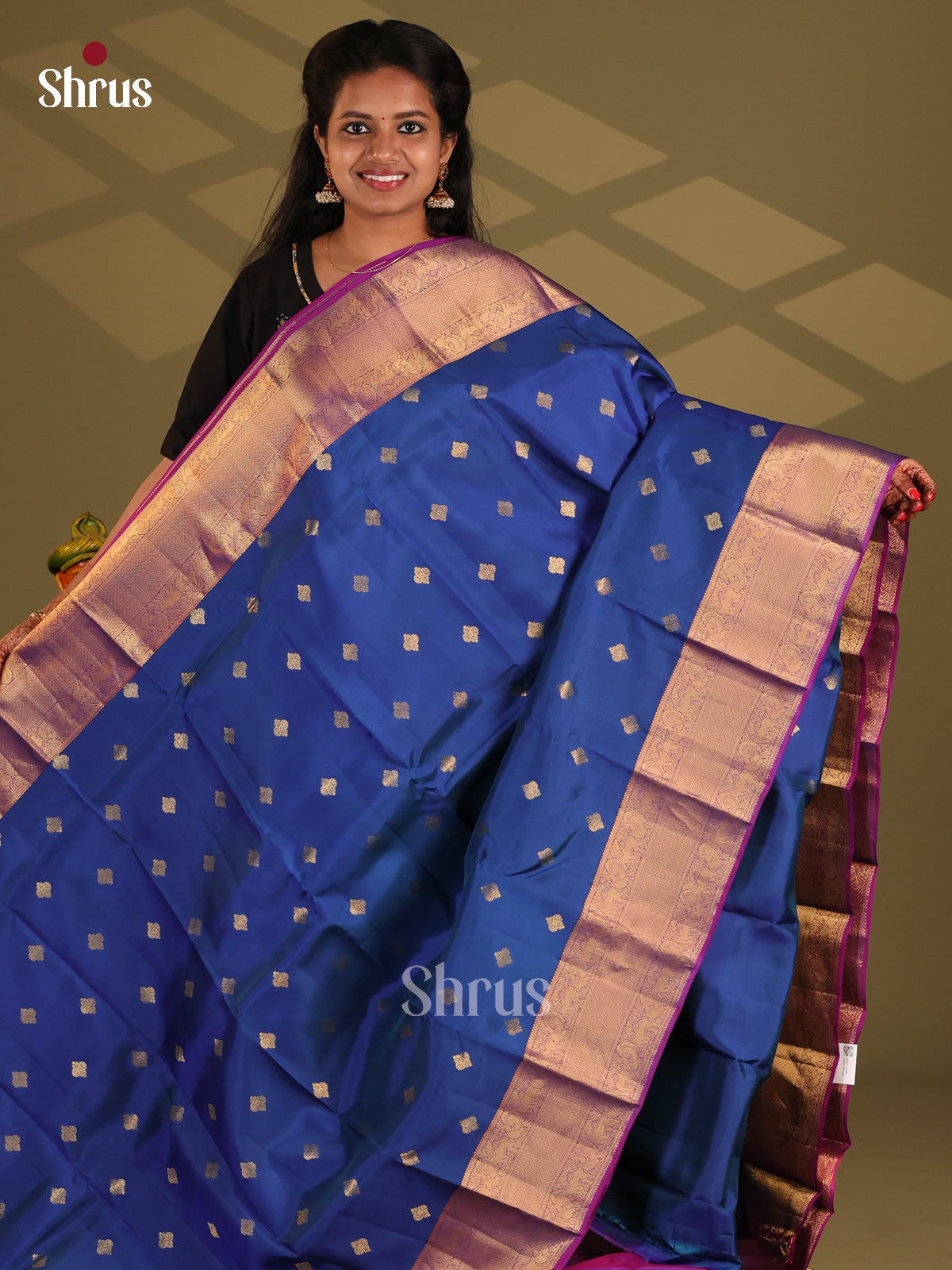 Blue & Majenta - Kanchipuram-halfpure Saree - Shop on Shrus.com