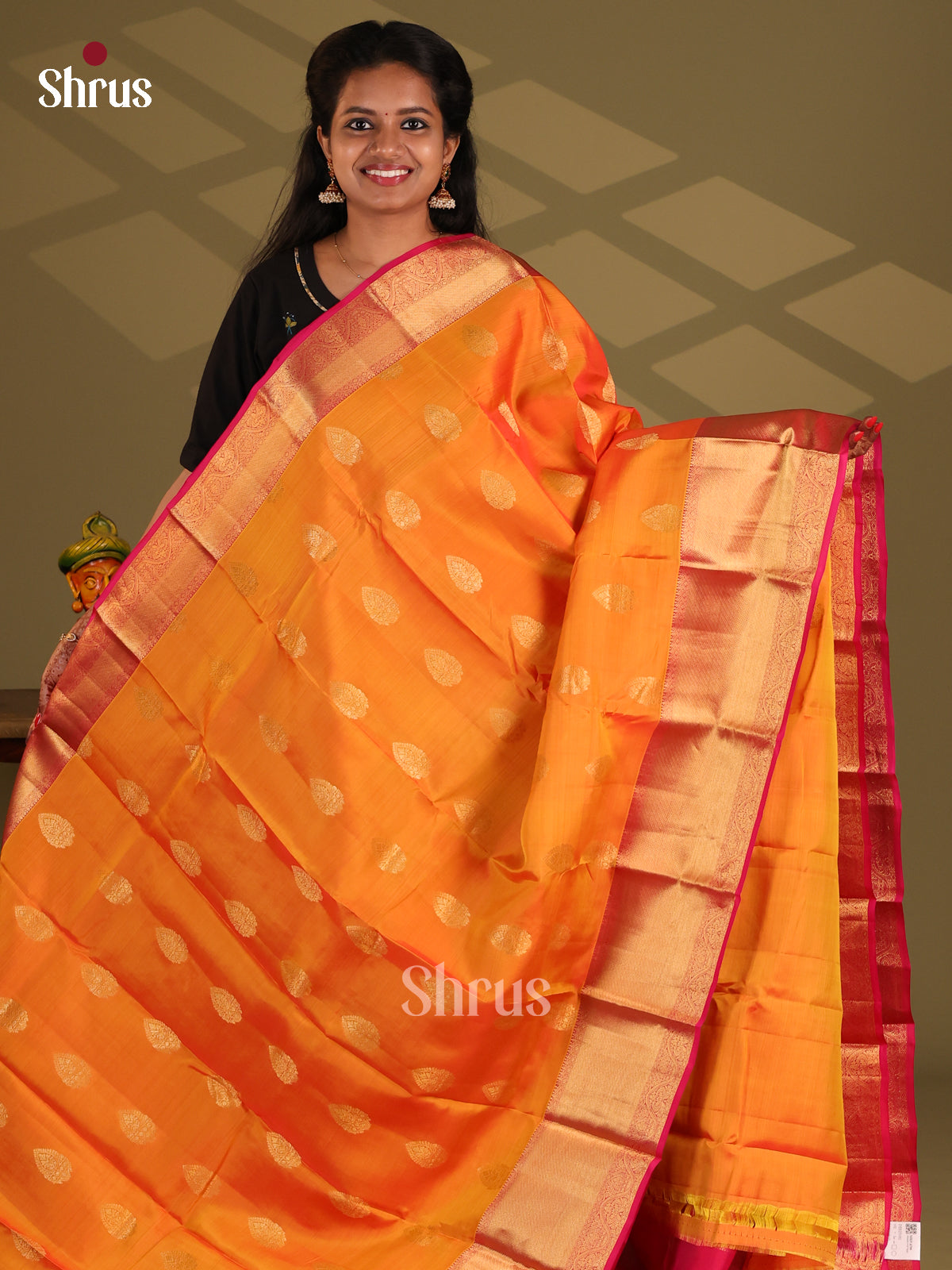 Sunset Orange &  Pink - Kanchipuram-halfpure Saree - Shop on Shrus.com