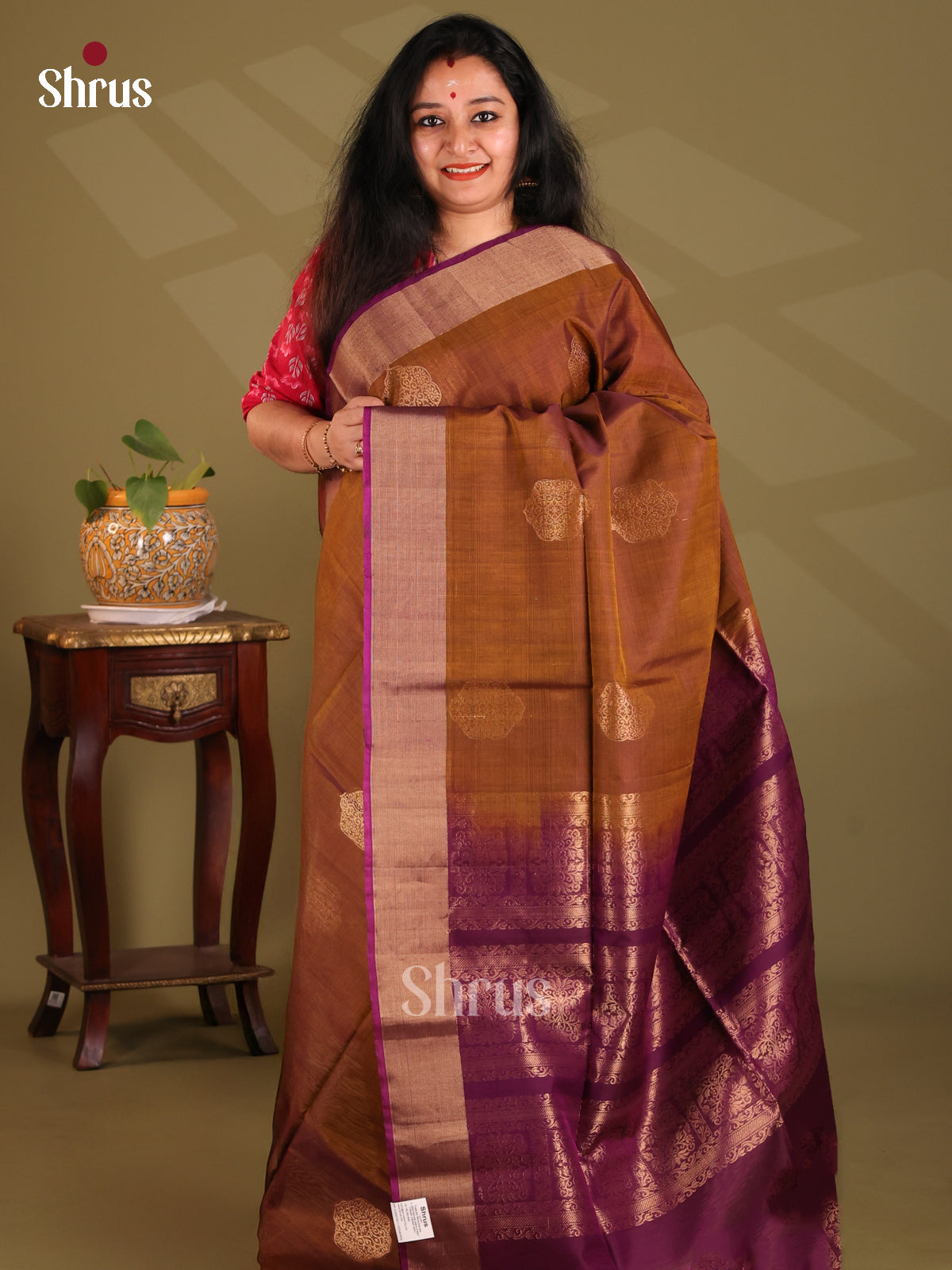 DES23242 - Silk Cotton Saree - Shop on Shrus.com