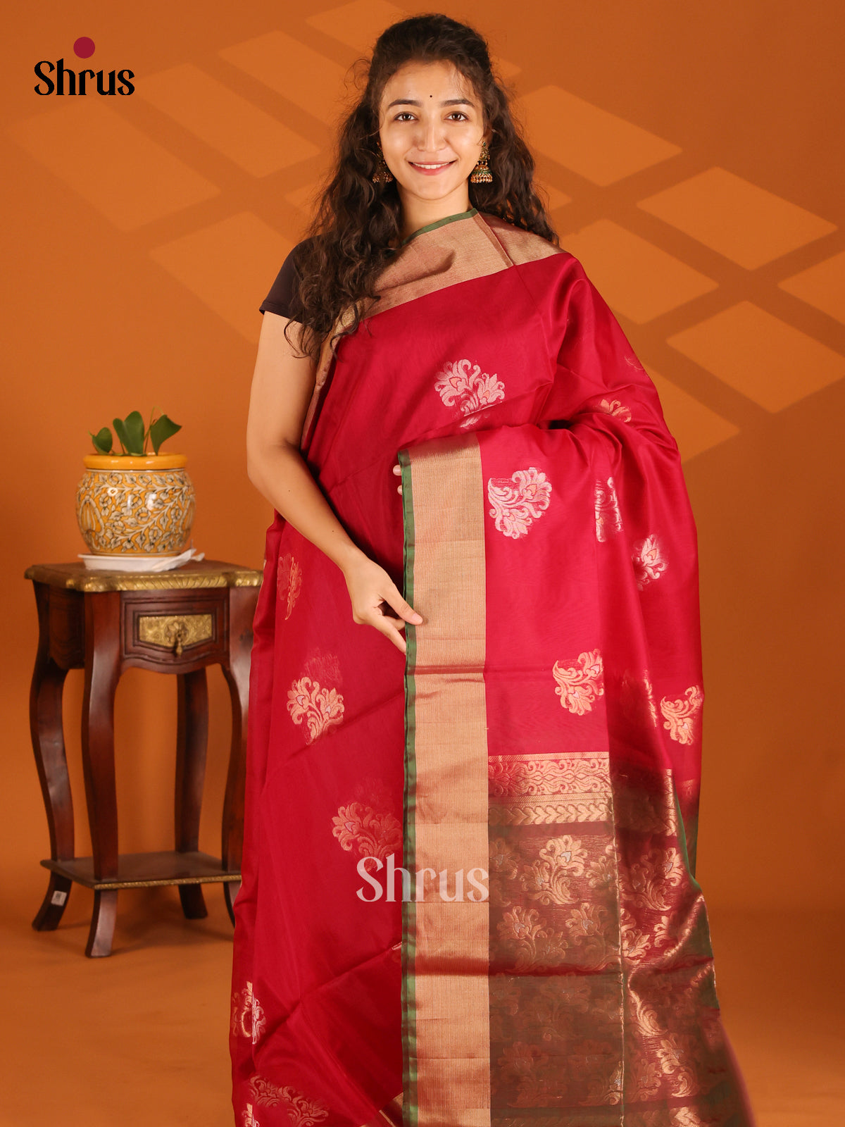 DES23245 - Silk Cotton Saree - Shop on Shrus.com