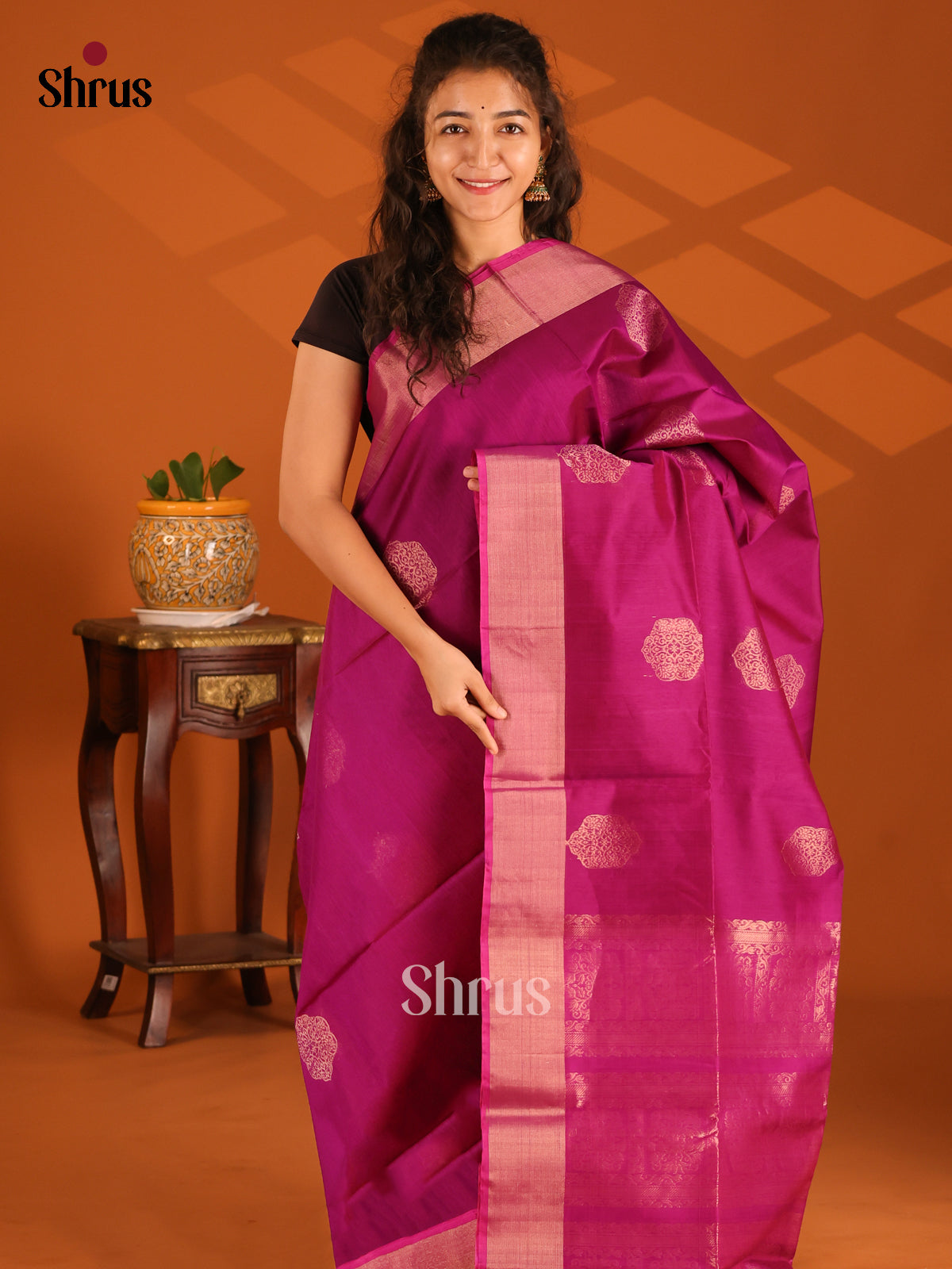 DES23261 - Silk Cotton Saree - Shop on Shrus.com