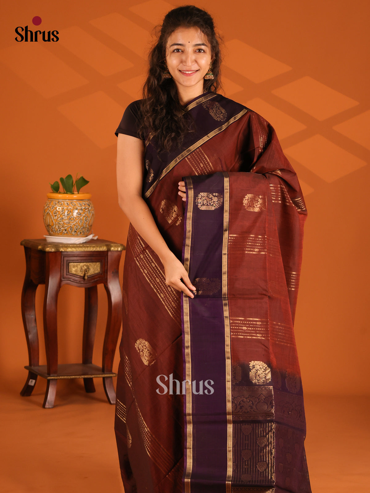 DES23330 - Silk Cotton Saree - Shop on Shrus.com