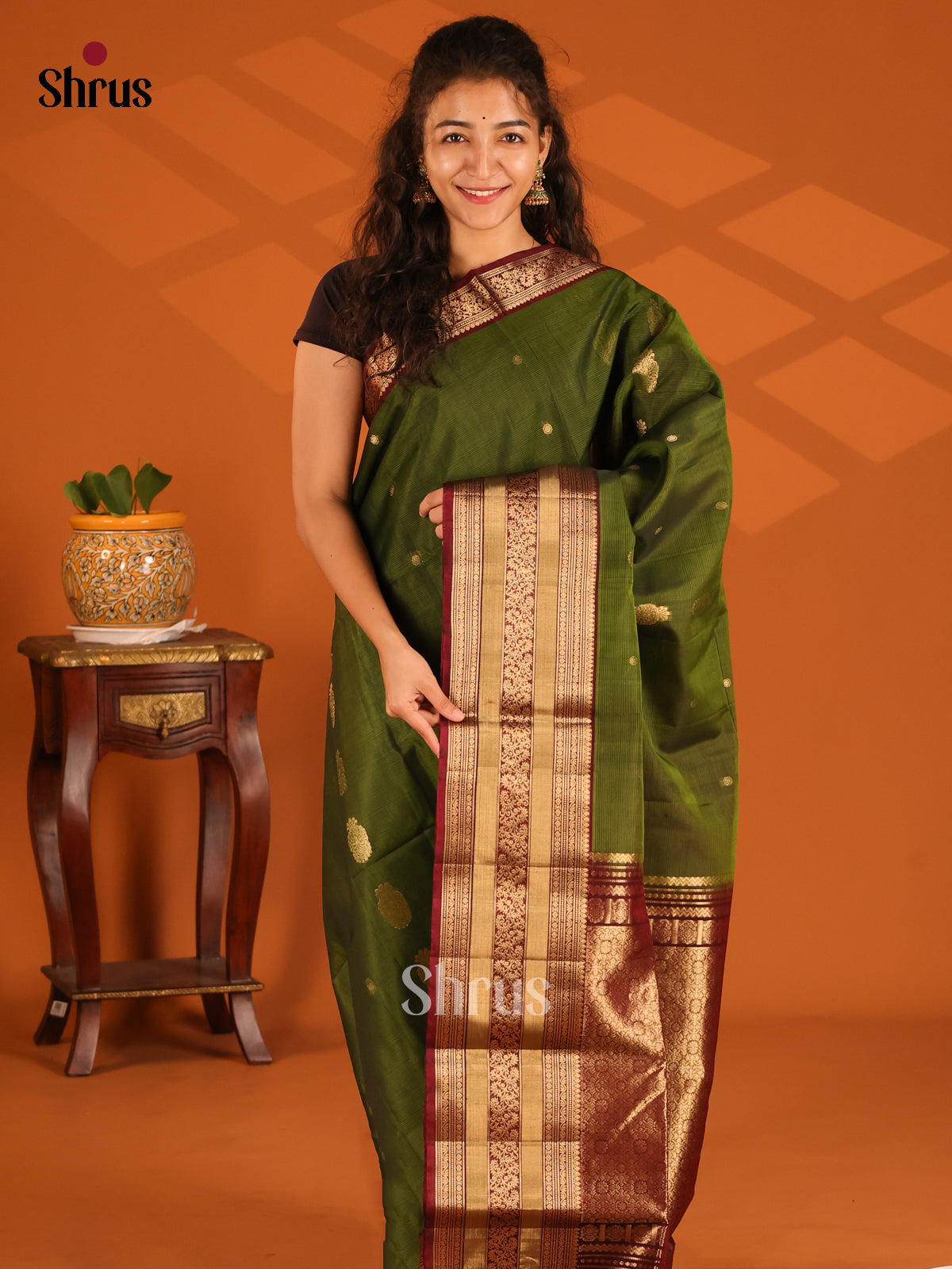 DES23352 - Silk Cotton Saree - Shop on Shrus.com