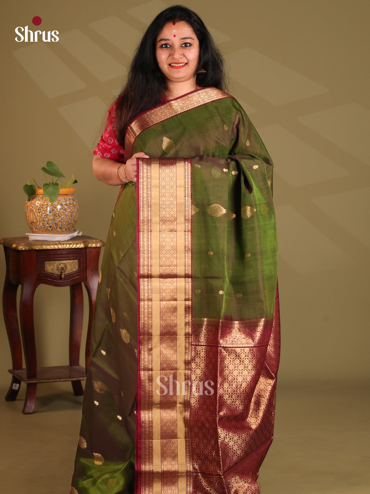 DES23356 - Silk Cotton Saree - Shop on Shrus.com
