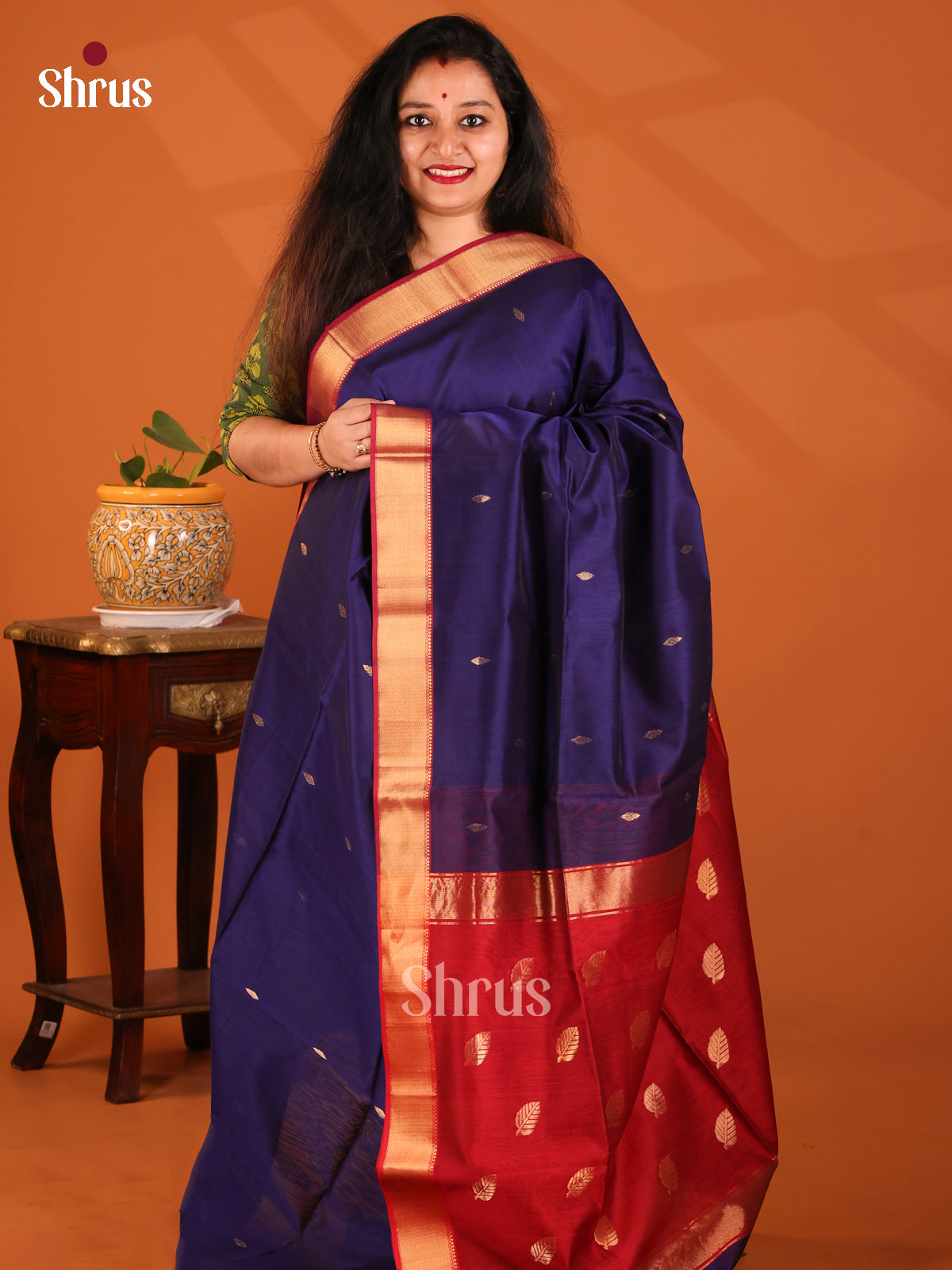 Blue with Maroon- Maheshwari silkcotton Saree - Shop on Shrus.com