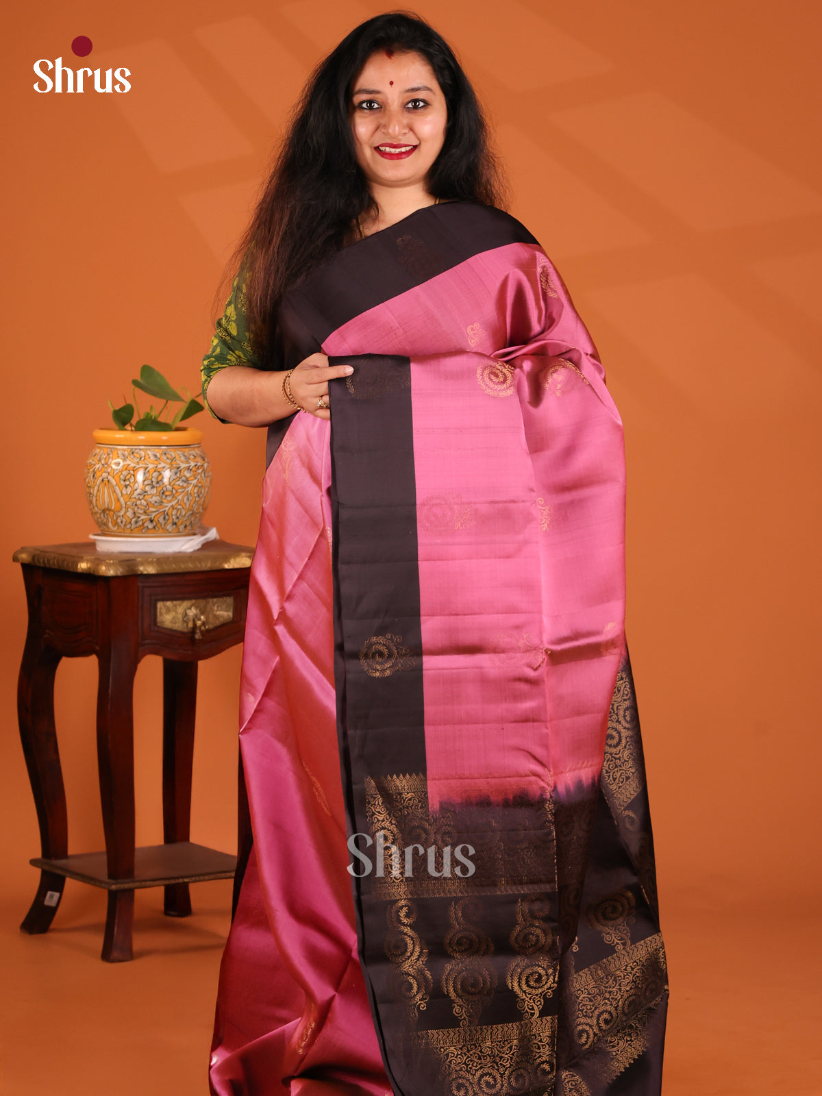 Charming Pink Softsilk-halfpure Saree gold zari motifs ,brown contrast Border - Shop on Shrus.com
