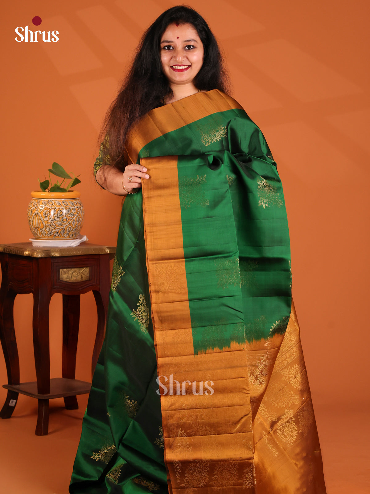 Regal Green Softsilk-halfpure Saree gleams with golden motifs , brocade pallu - Shop on Shrus.com