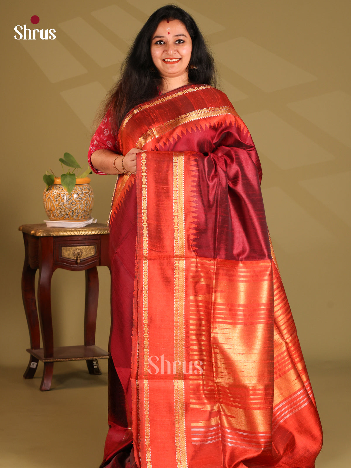 Regal Maroon Raw Silk Saree with plain body , contrast Brick zari woven pallu - Shop on Shrus.com