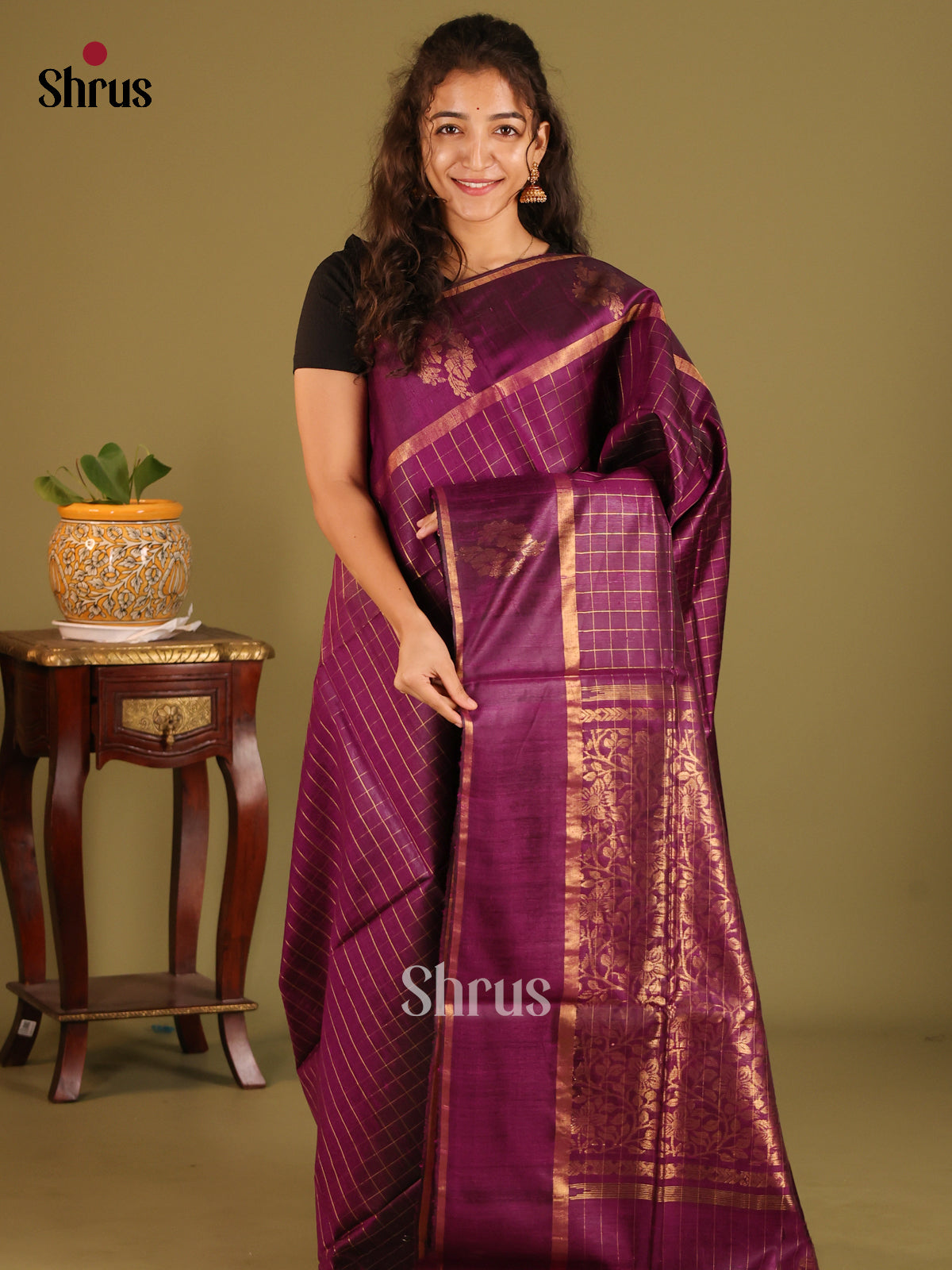 Vivacious Purple Raw Silk Saree with gold zari check , self brocade pallu - Shop on Shrus.com