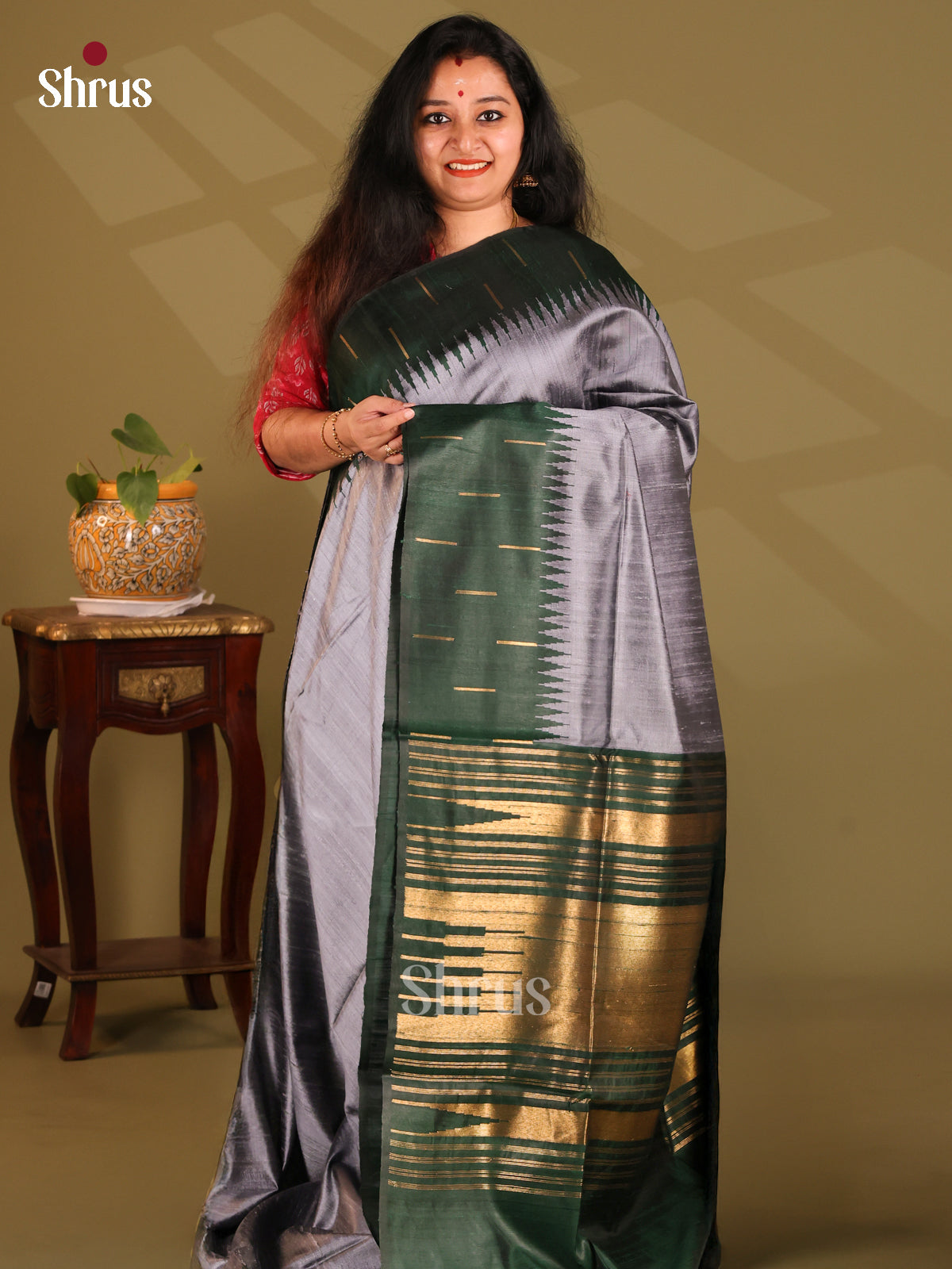 Charming Grey Raw Silk Saree with plain body , contrast Green zari butta border - Shop on Shrus.com
