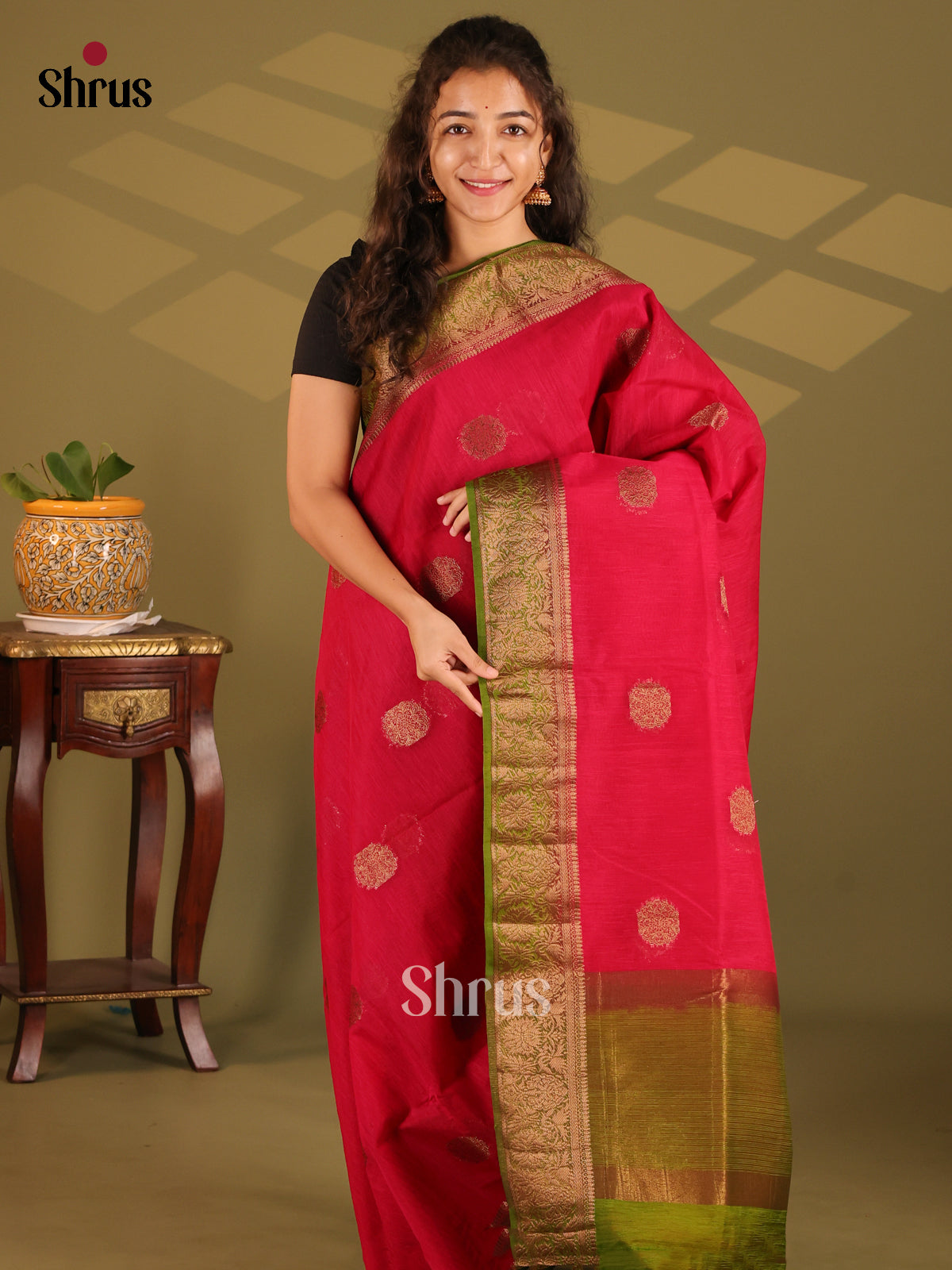 Red with Green- Semi Jute Saree - Shop on Shrus.com