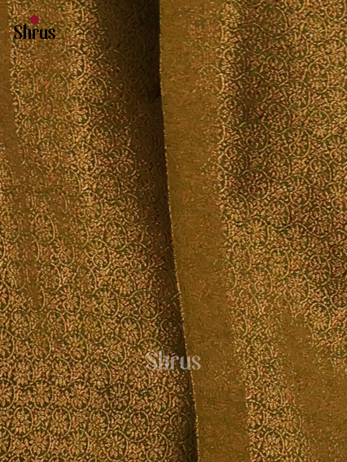 Red with Green - semi jute - Shop on Shrus.com