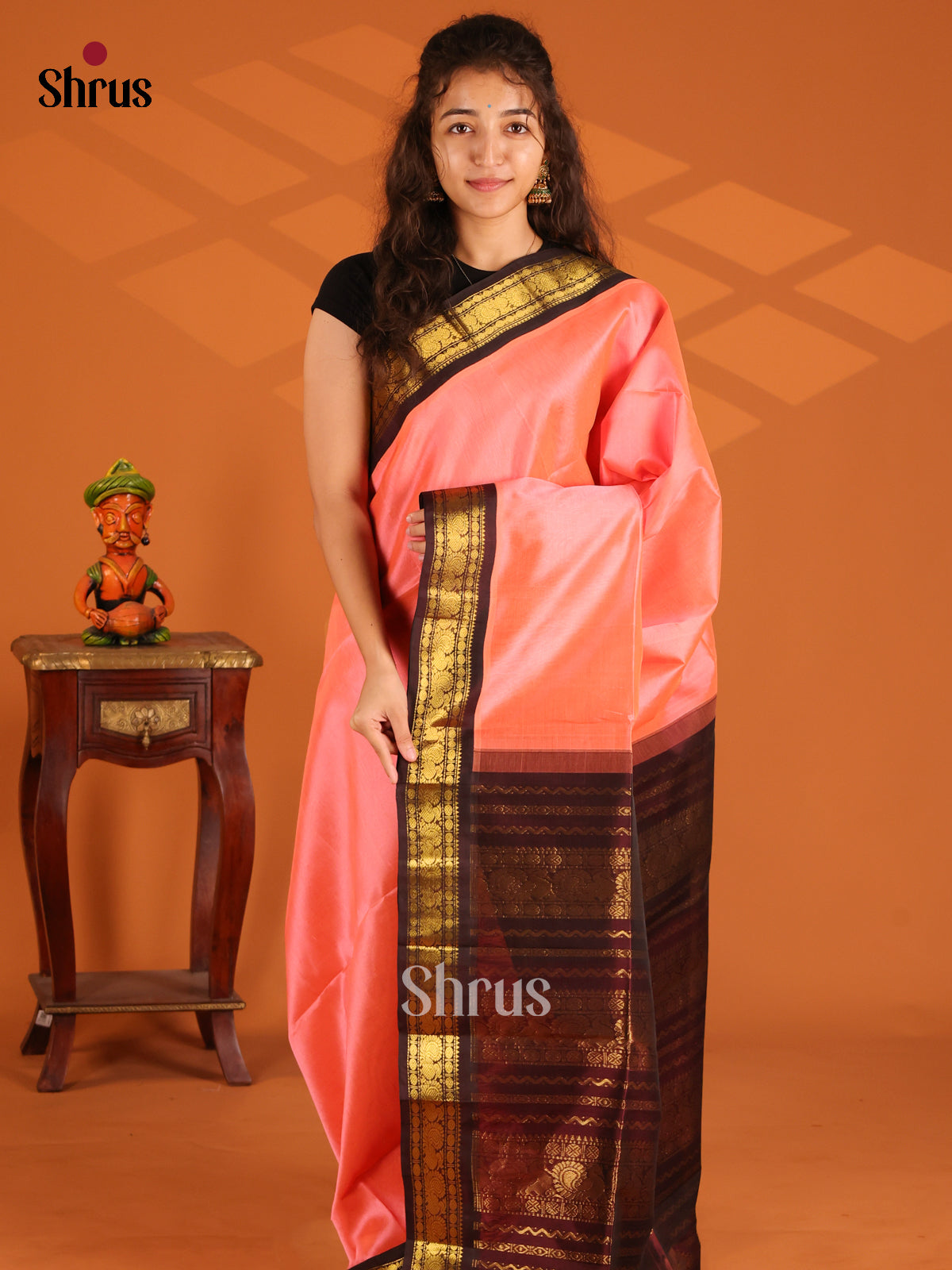 Rich Peachish Pink Silk Cotton Saree with brown zari brocade pallu - Shop on Shrus.com