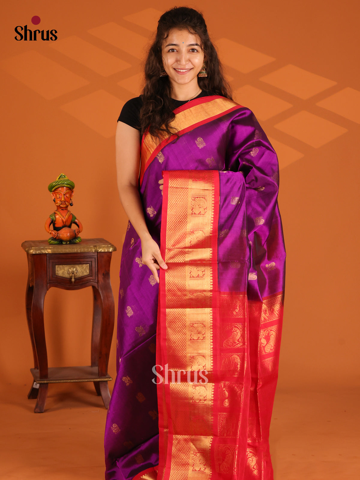 Stunning Violet  Silk Cotton Saree with gold zari peacock buttas , brocade pallu - Shop on Shrus.com