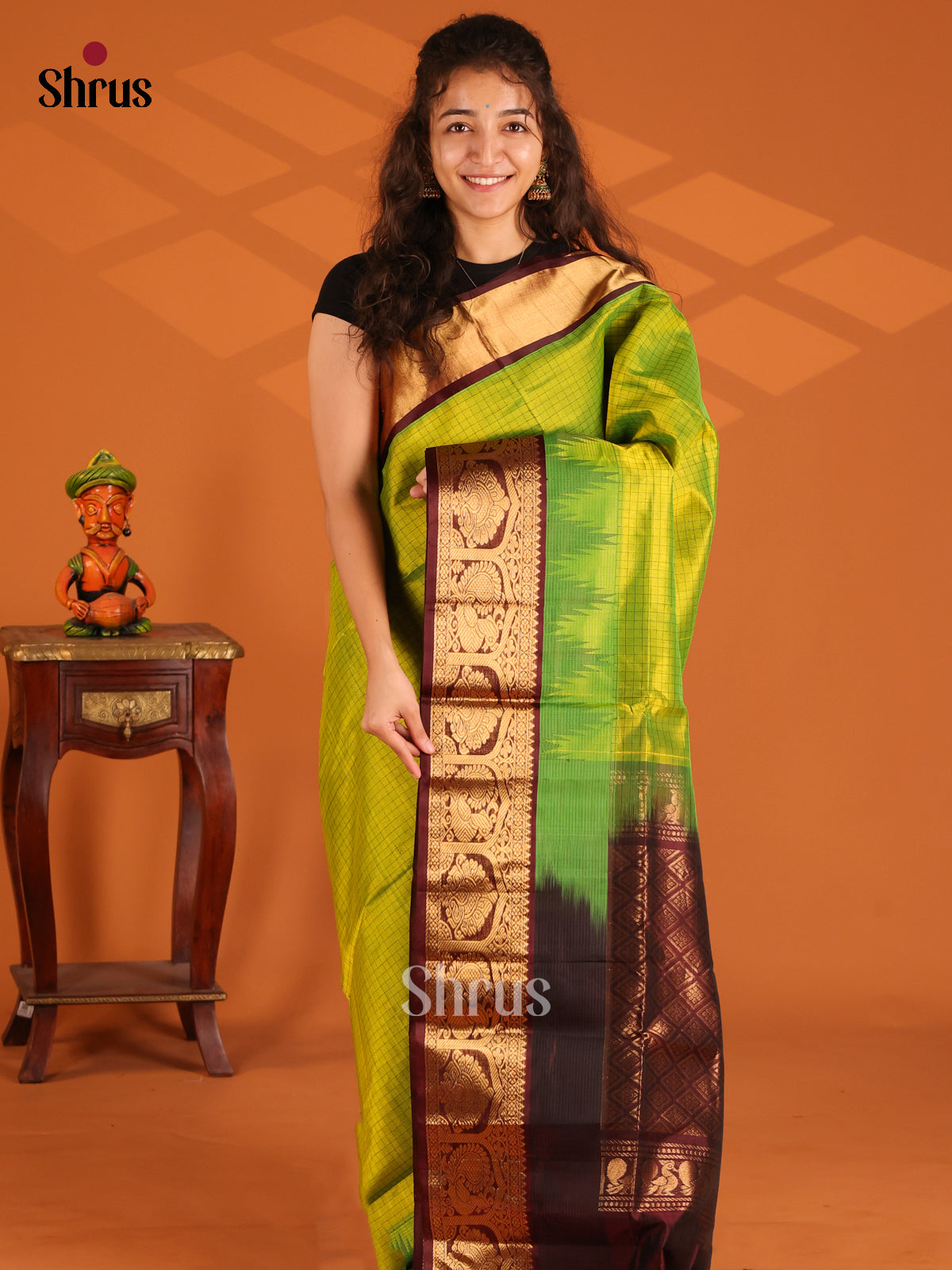 Radiant Parrot Green  Silk Cotton Saree with brown Kanchi style zari border - Shop on Shrus.com