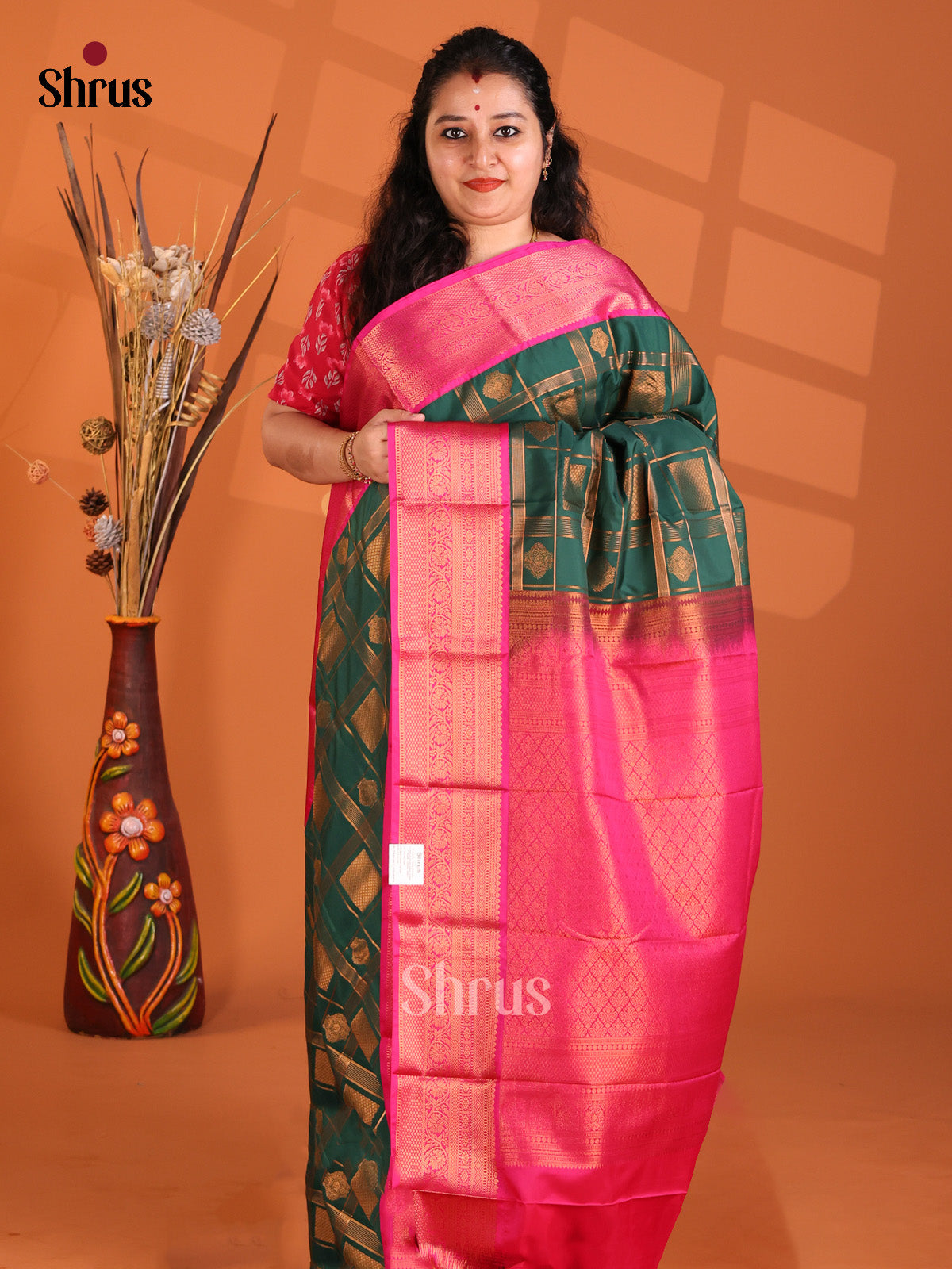 DES27385 - Semi Kanchipuram Saree - Shop on Shrus.com