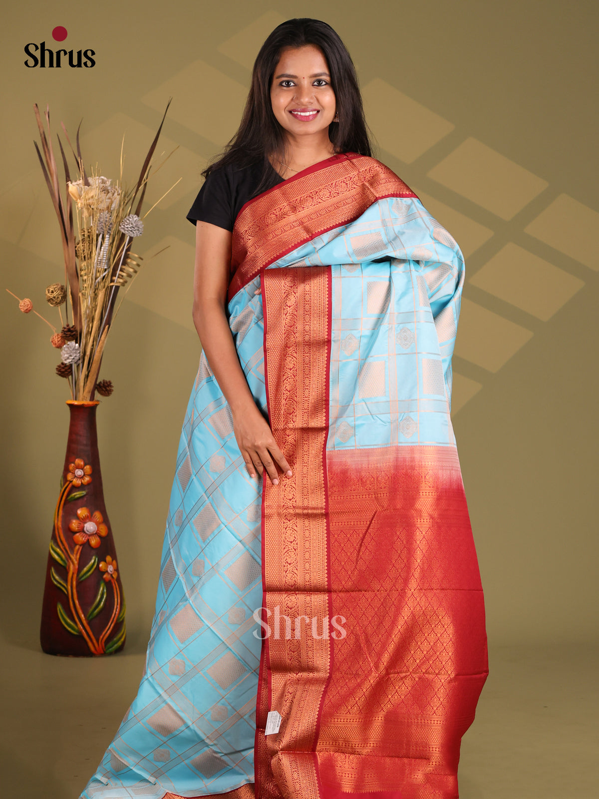 DES27386 - Semi Kanchipuram Saree - Shop on Shrus.com