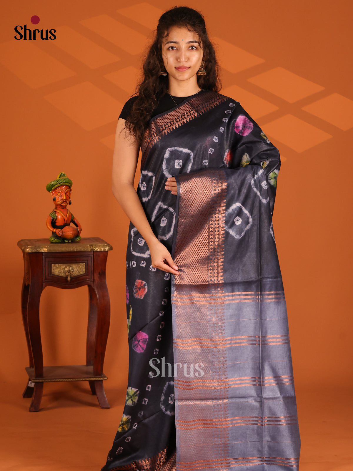 Black & Grey - Shibori Saree - Shop on Shrus.com
