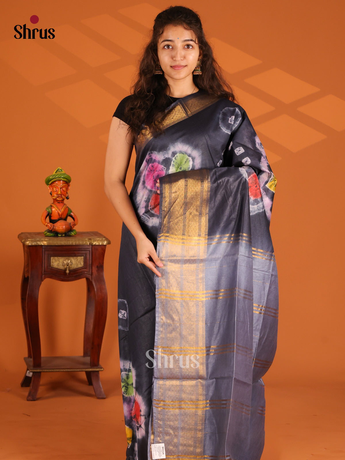 Black & Grey - Shibori Saree - Shop on Shrus.com