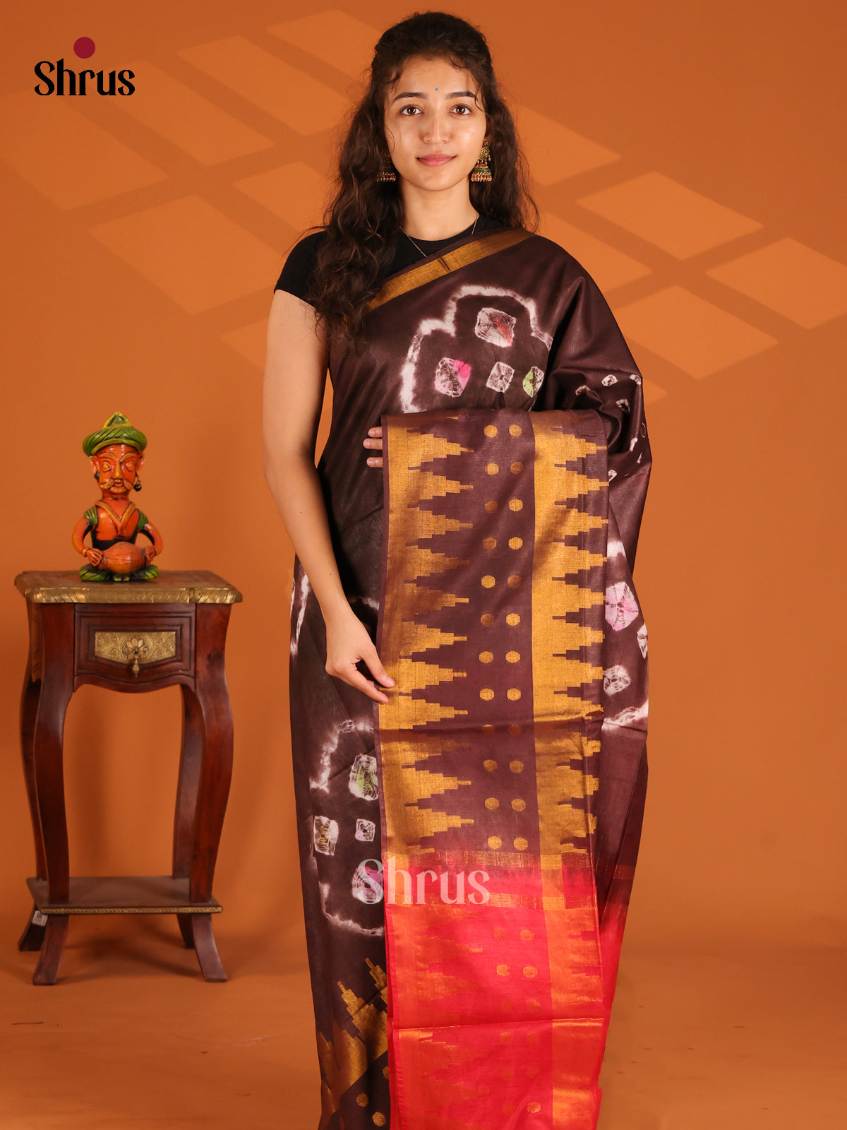 Brown & Red - Shibori Saree - Shop on Shrus.com