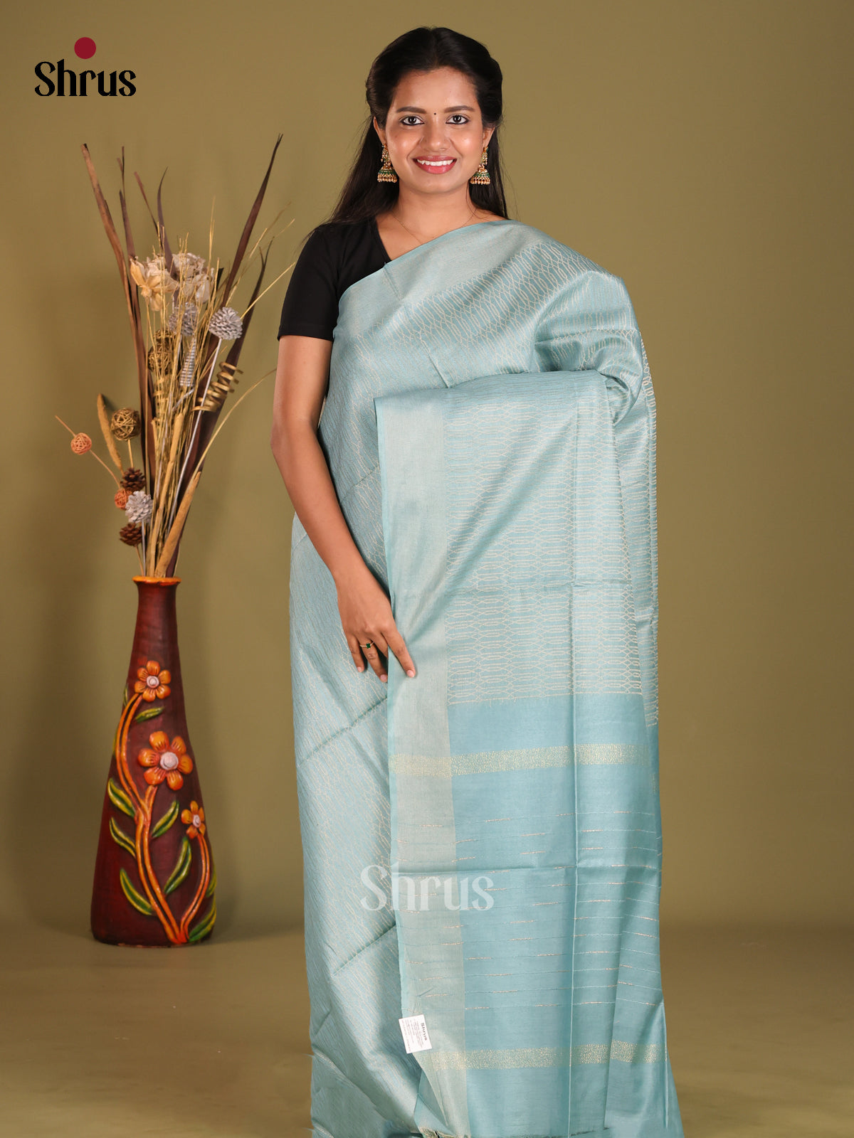 DES29243 - Semi Tussar saree - Shop on Shrus.com