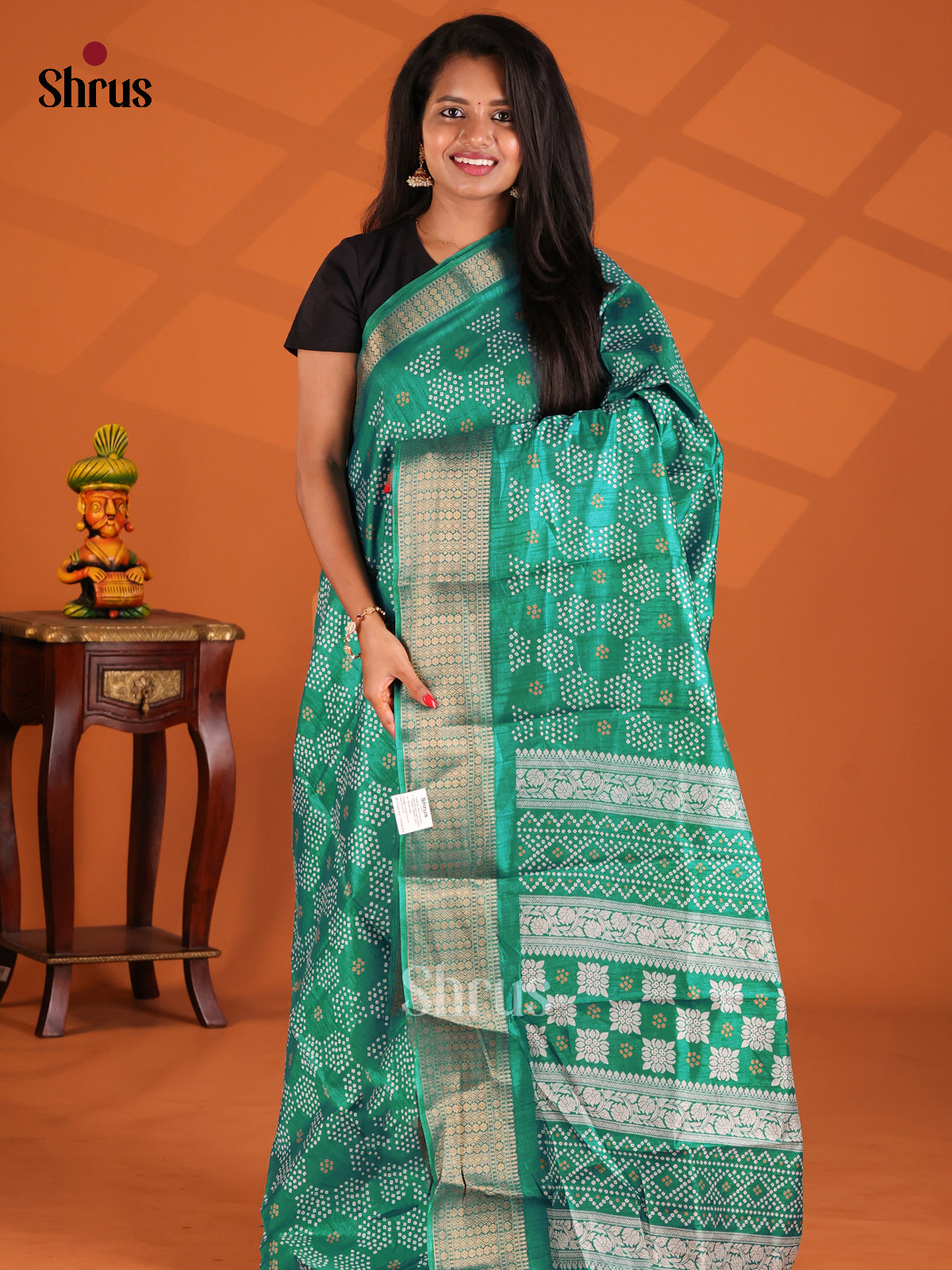Green - Semi Crepe Saree - Shop on Shrus.com