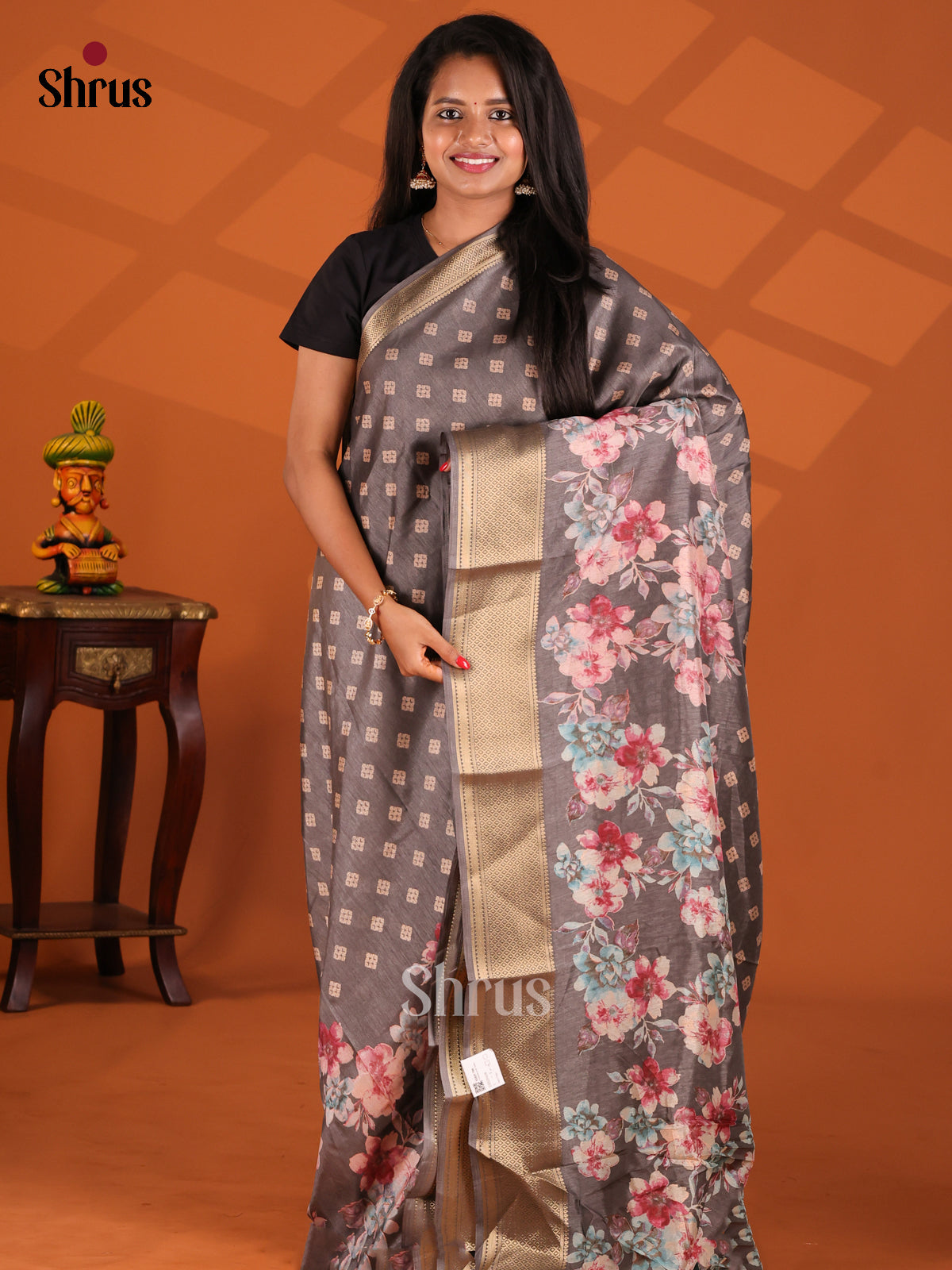 Grey - Semi Crepe Saree - Shop on Shrus.com