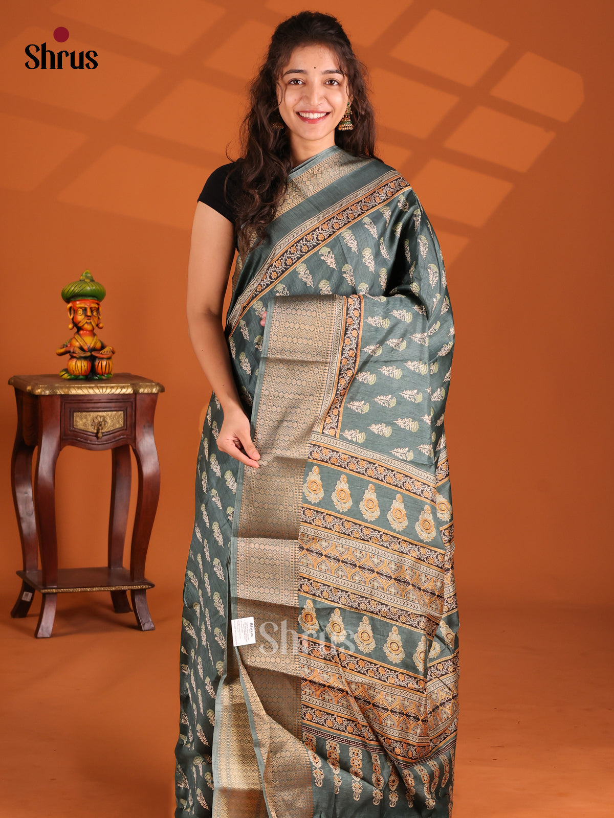 Grey - Semi Crepe Saree - Shop on Shrus.com