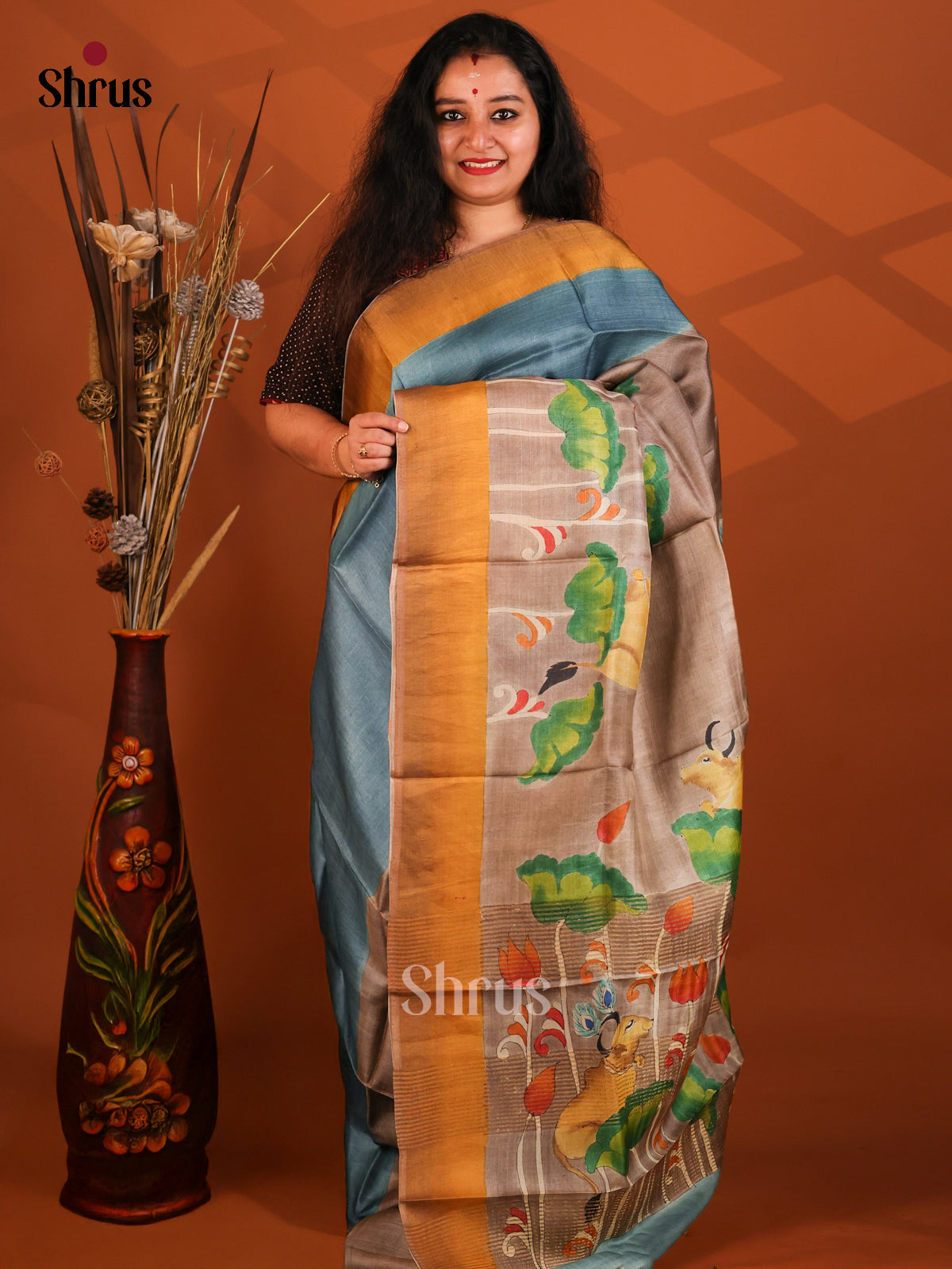 Grey & Brown - Tussar Saree