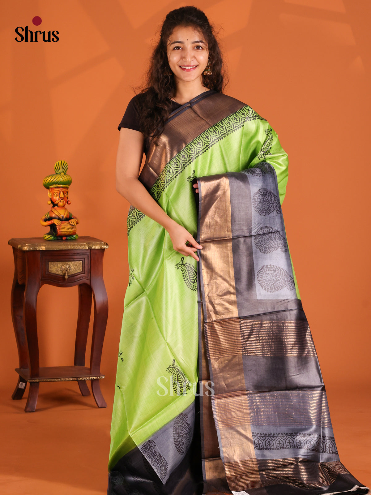 Apple Green & Black- Tussar Saree - Shop on Shrus.com